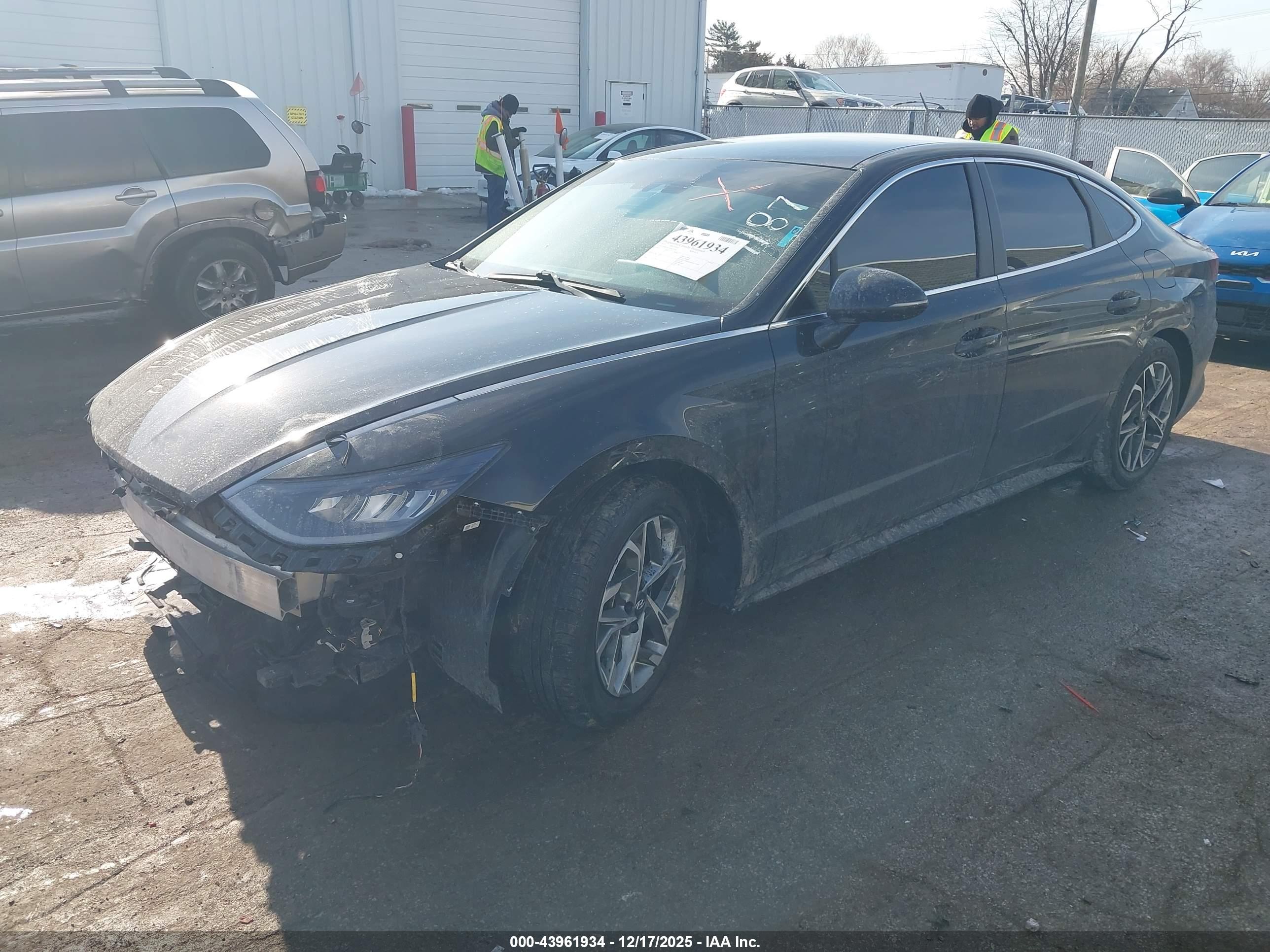 HYUNDAI SONATA image 2