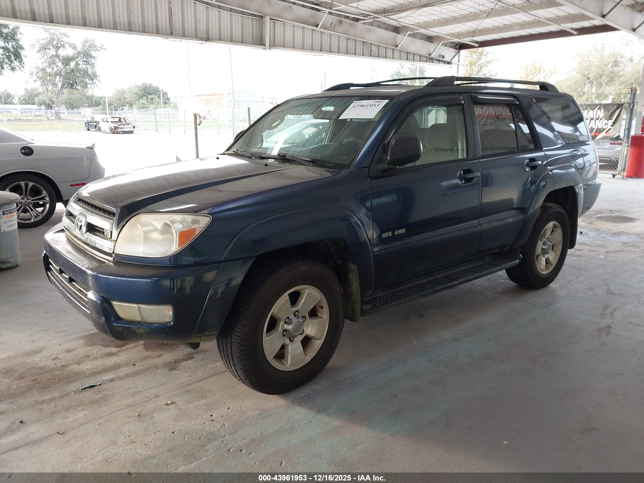 TOYOTA 4RUNNER image 2