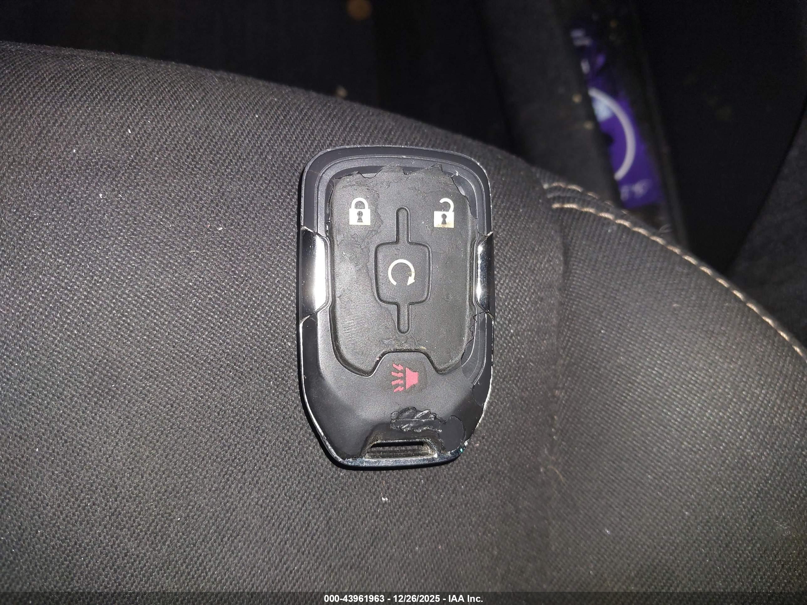 GMC TERRAIN image 11