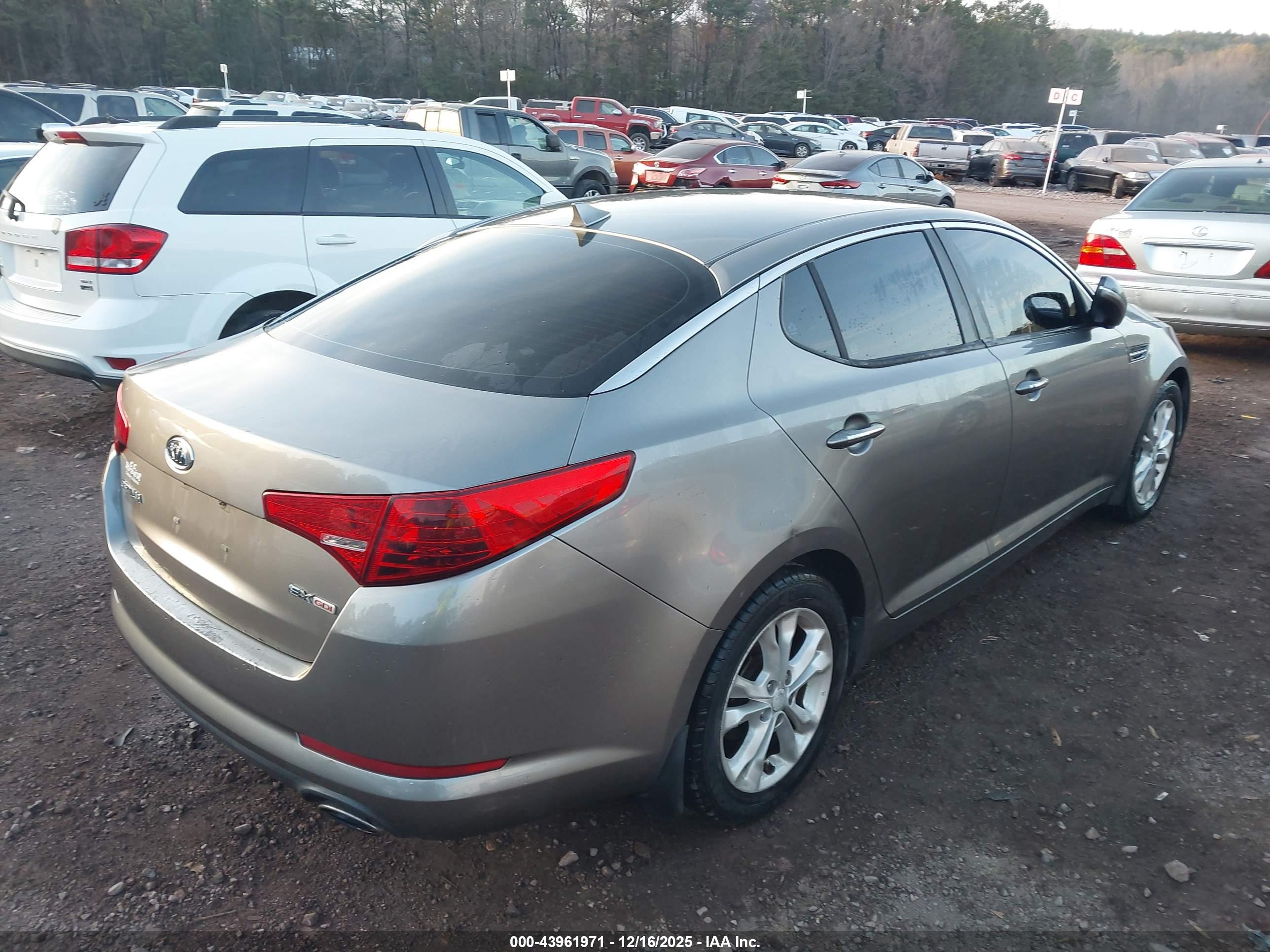KIA OPTIMA image 4