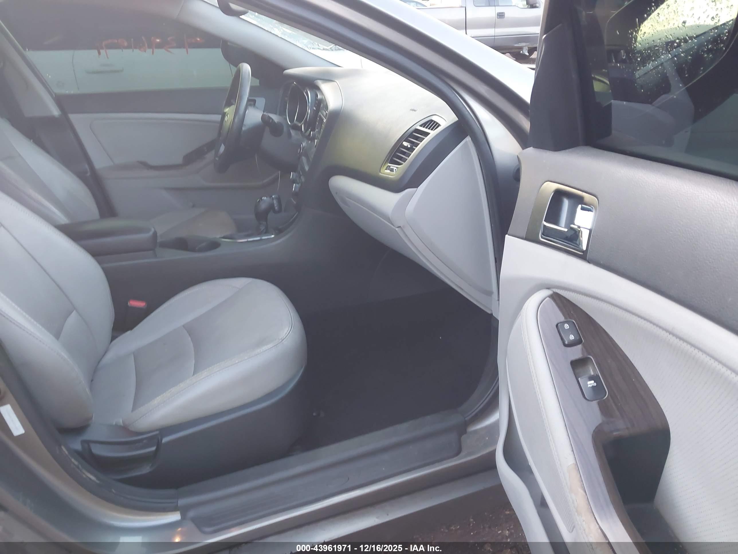 KIA OPTIMA image 5