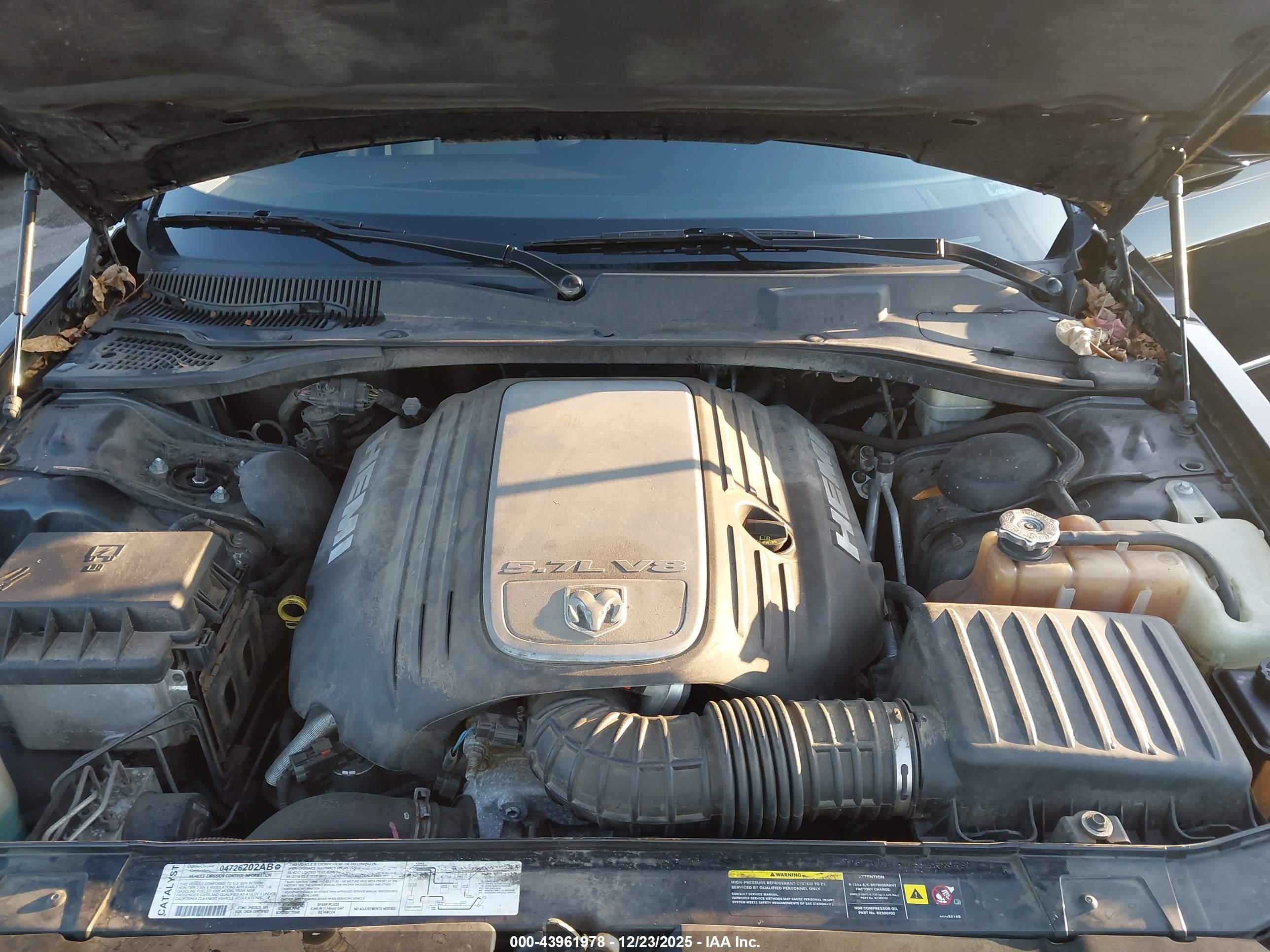 DODGE MAGNUM image 10
