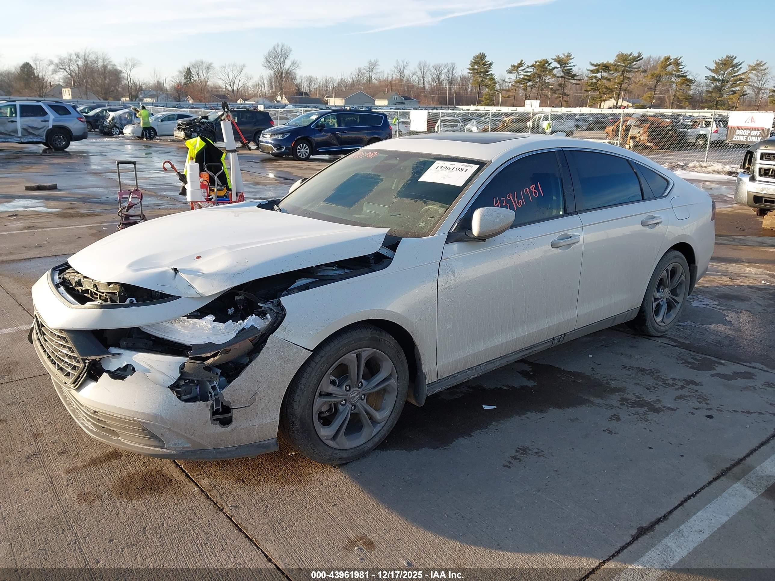 HONDA ACCORD image 2