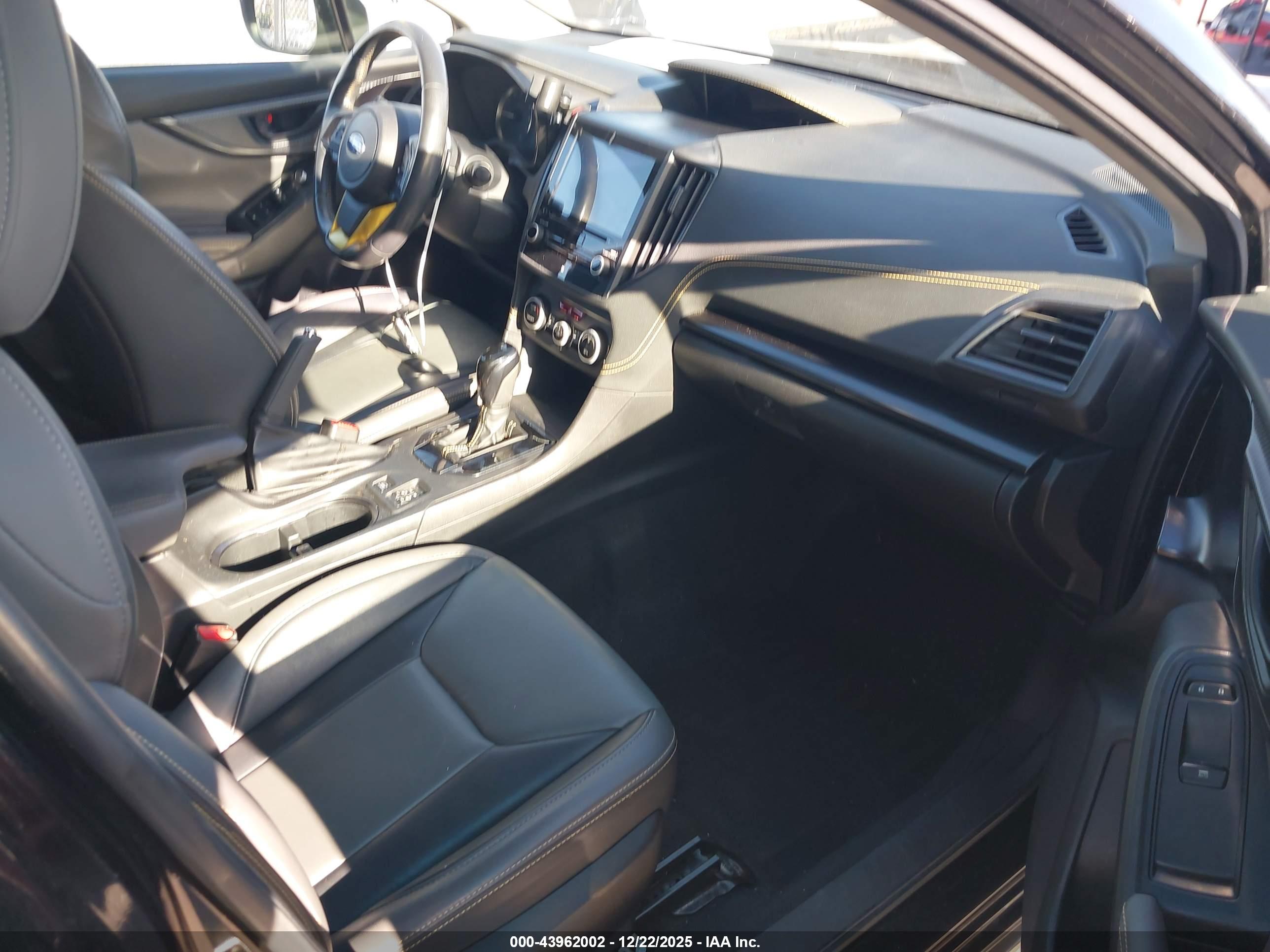 SUBARU CROSSTREK image 5