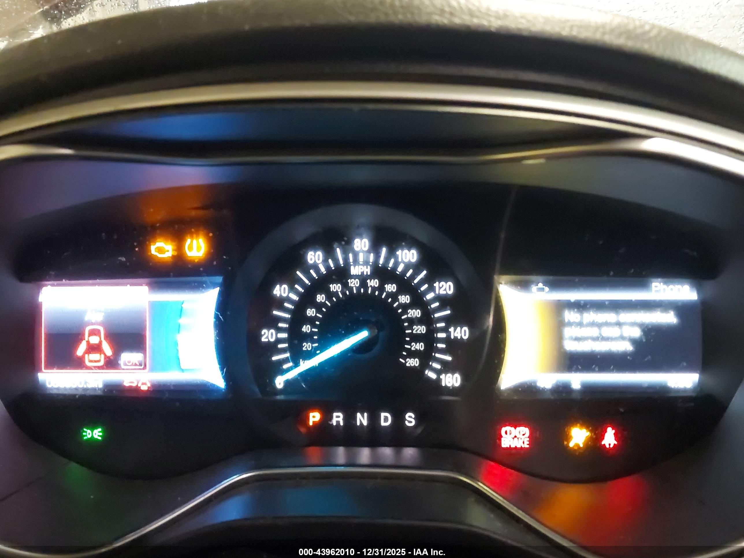FORD FUSION image 7