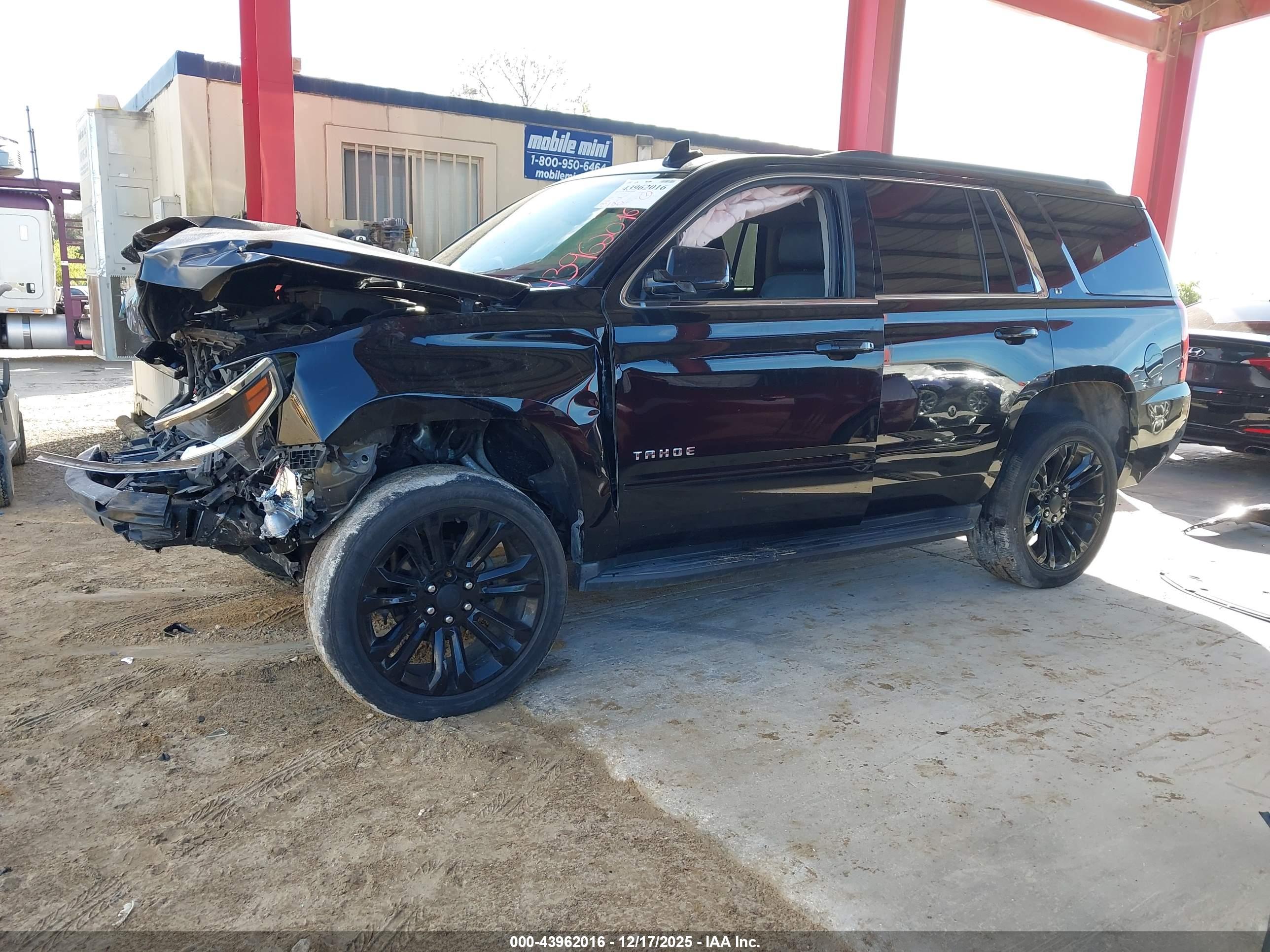 CHEVROLET TAHOE image 2