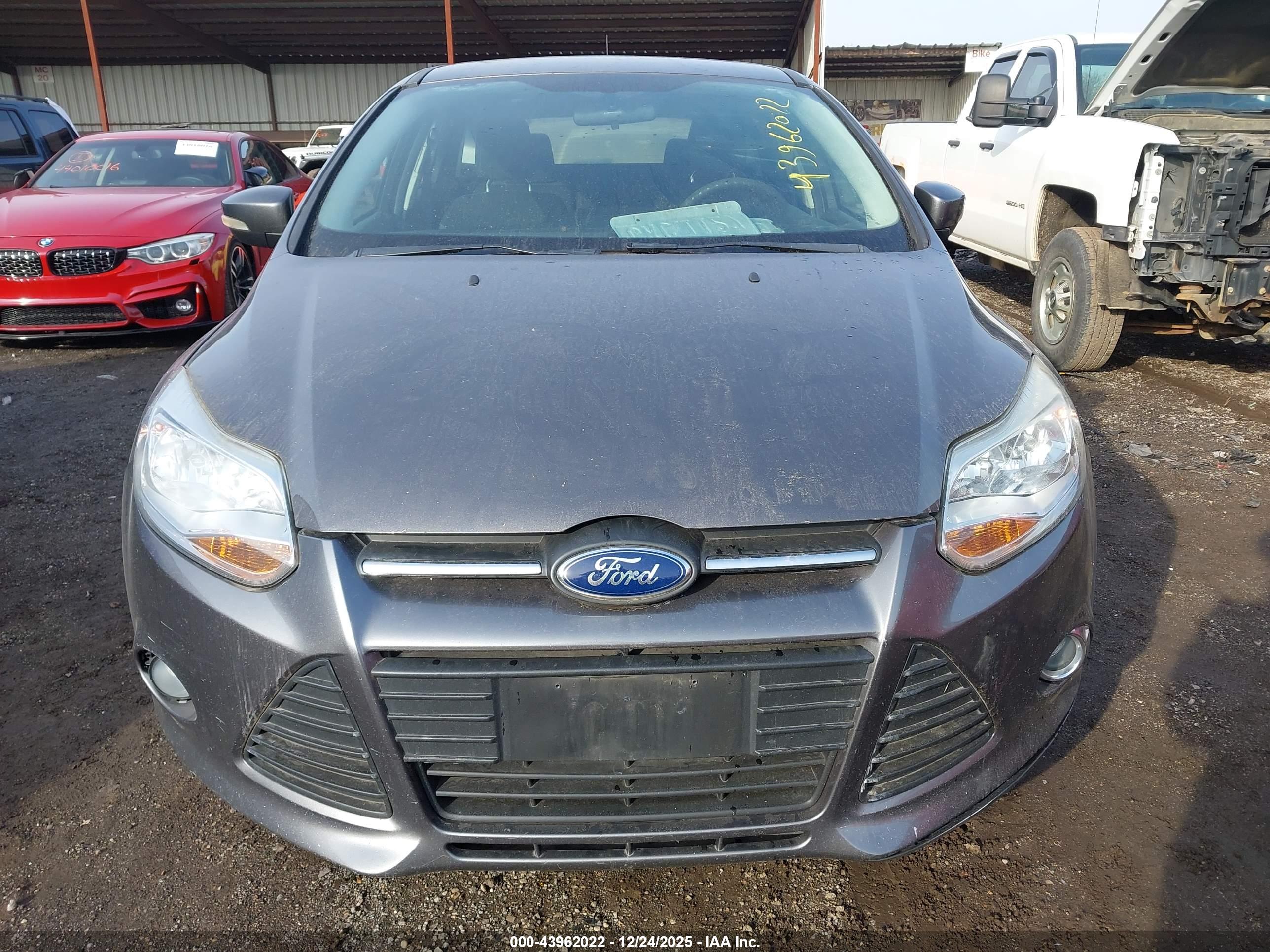 FORD FOCUS image 6