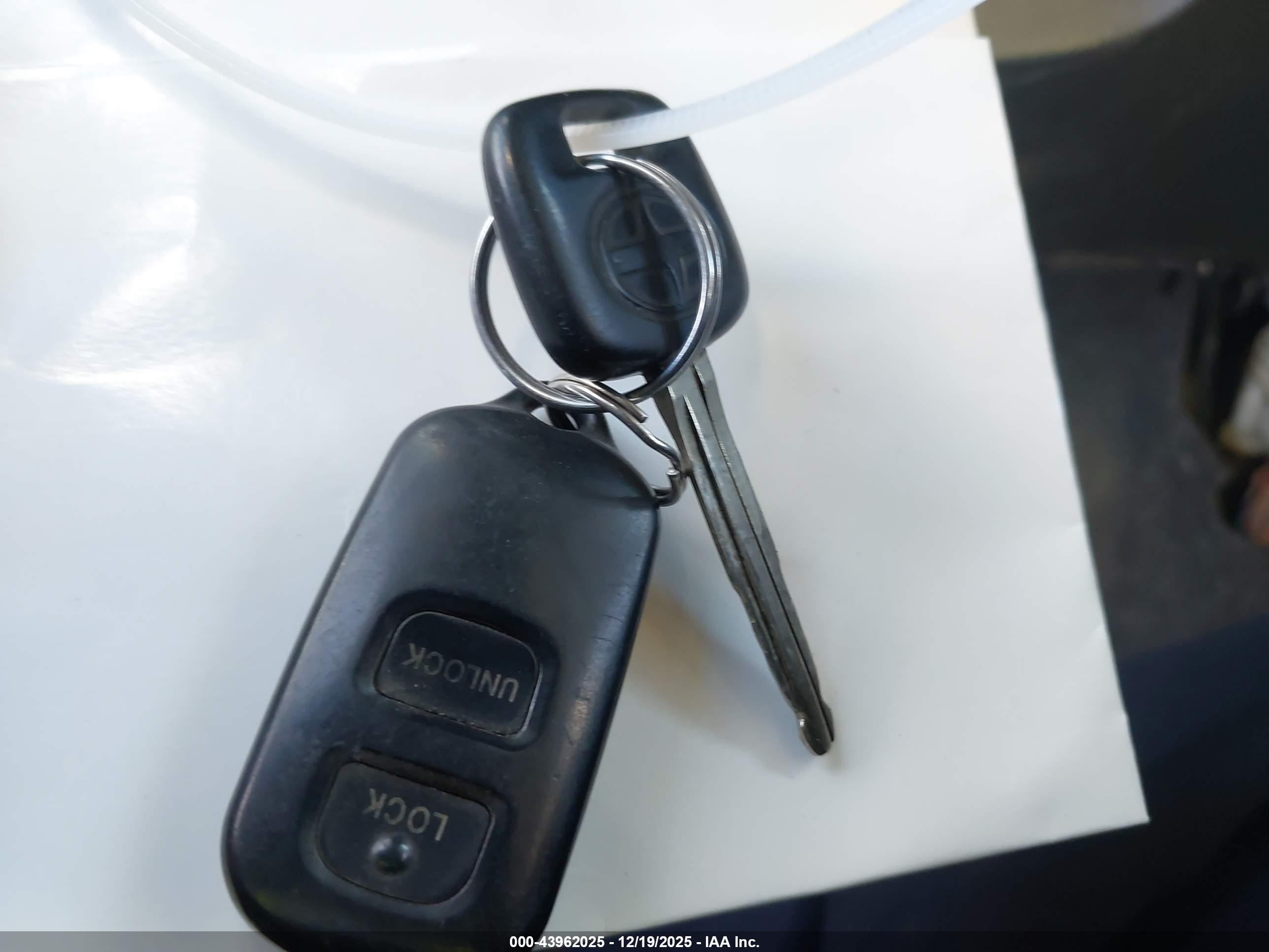 SCION XB image 11