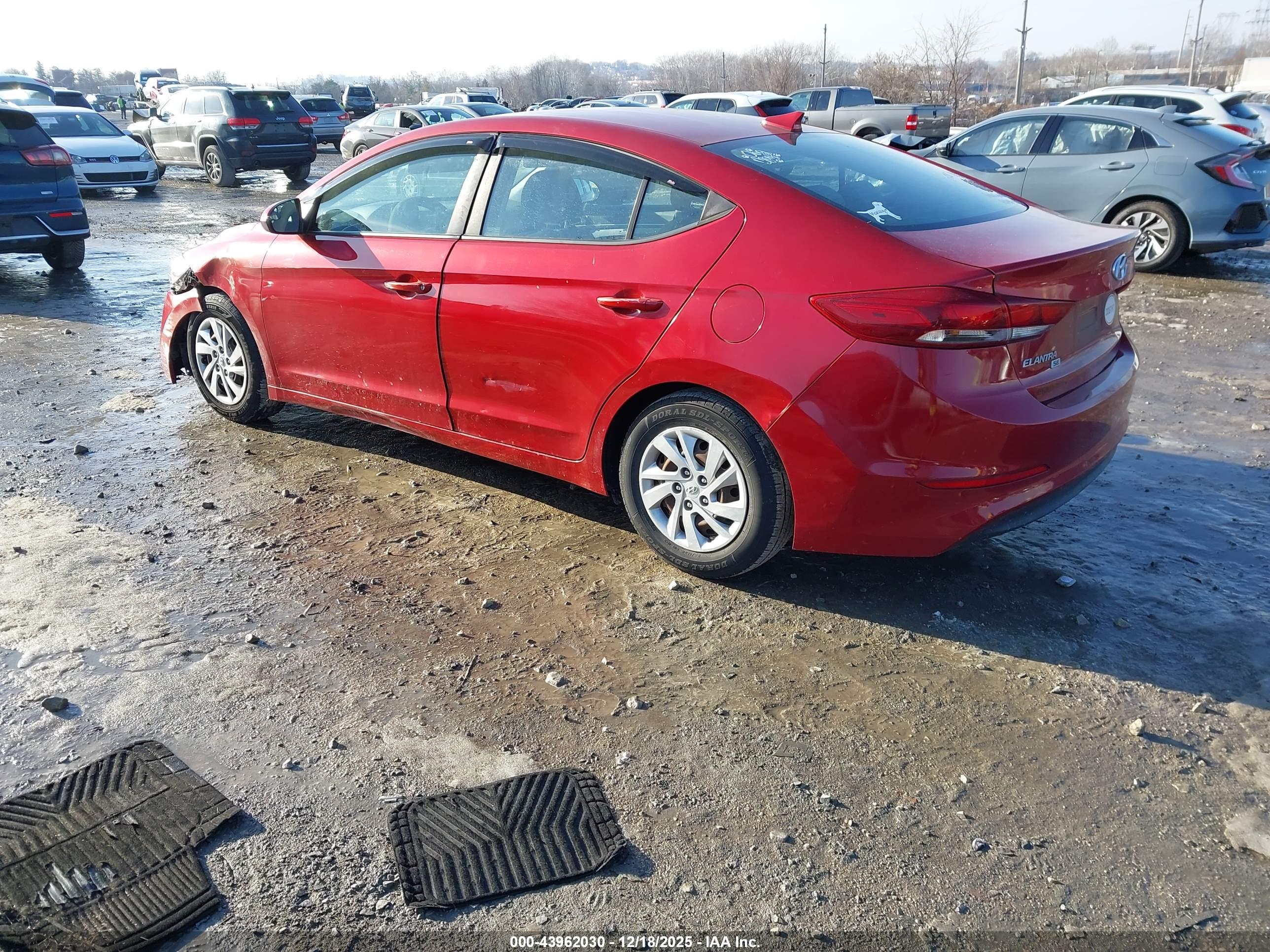 HYUNDAI ELANTRA image 3