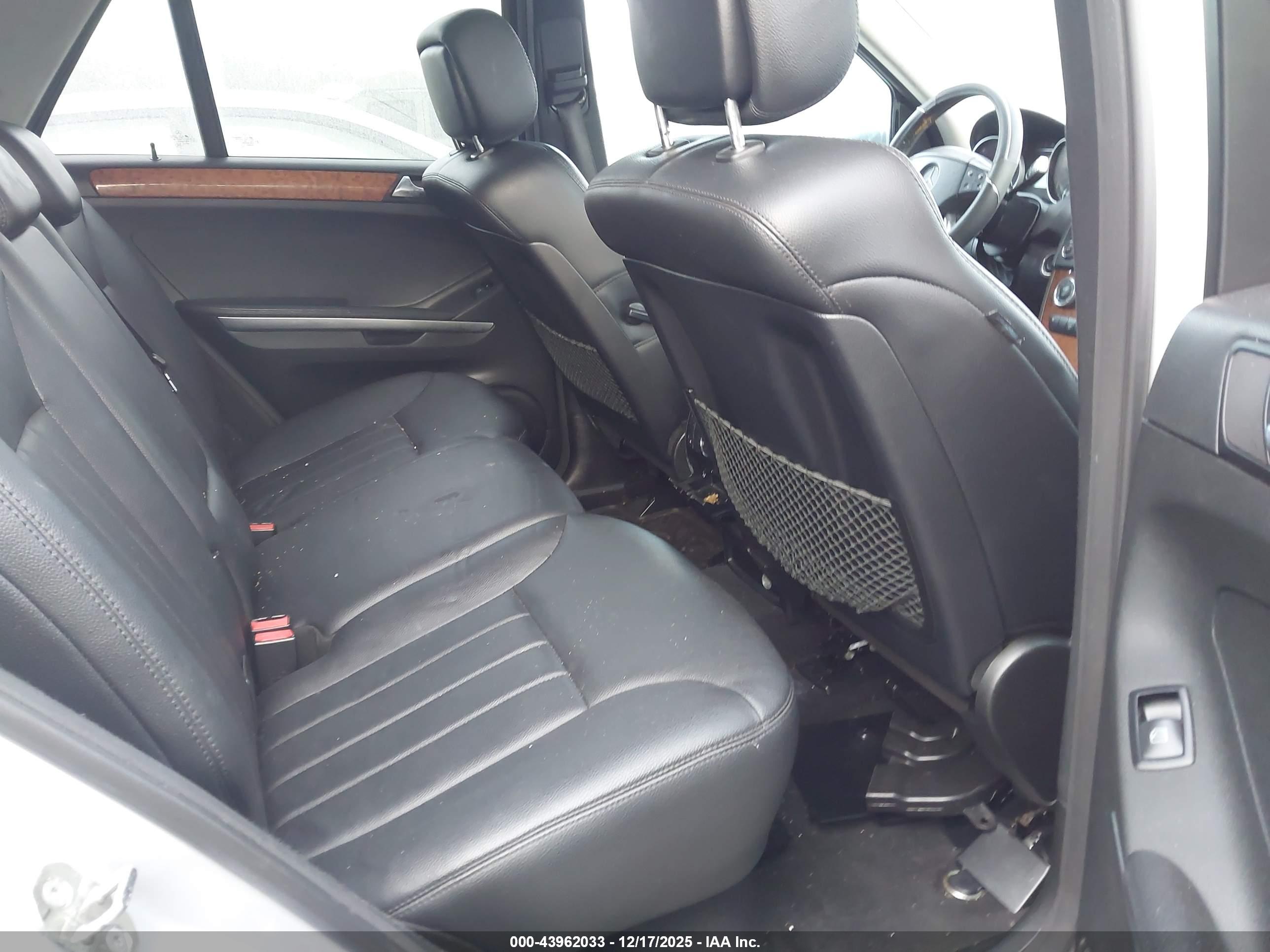 MERCEDES-BENZ ML image 8