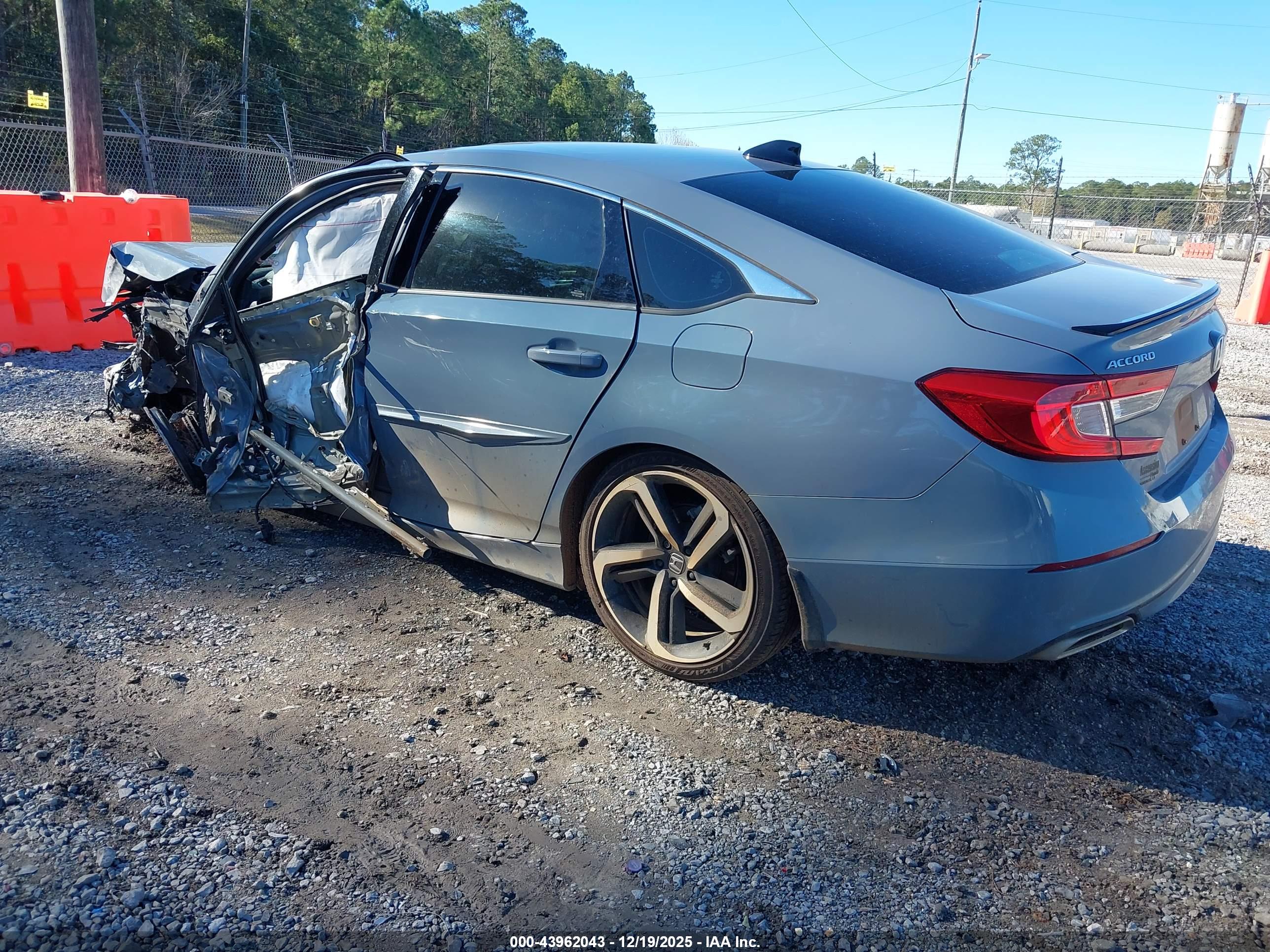 HONDA ACCORD image 3