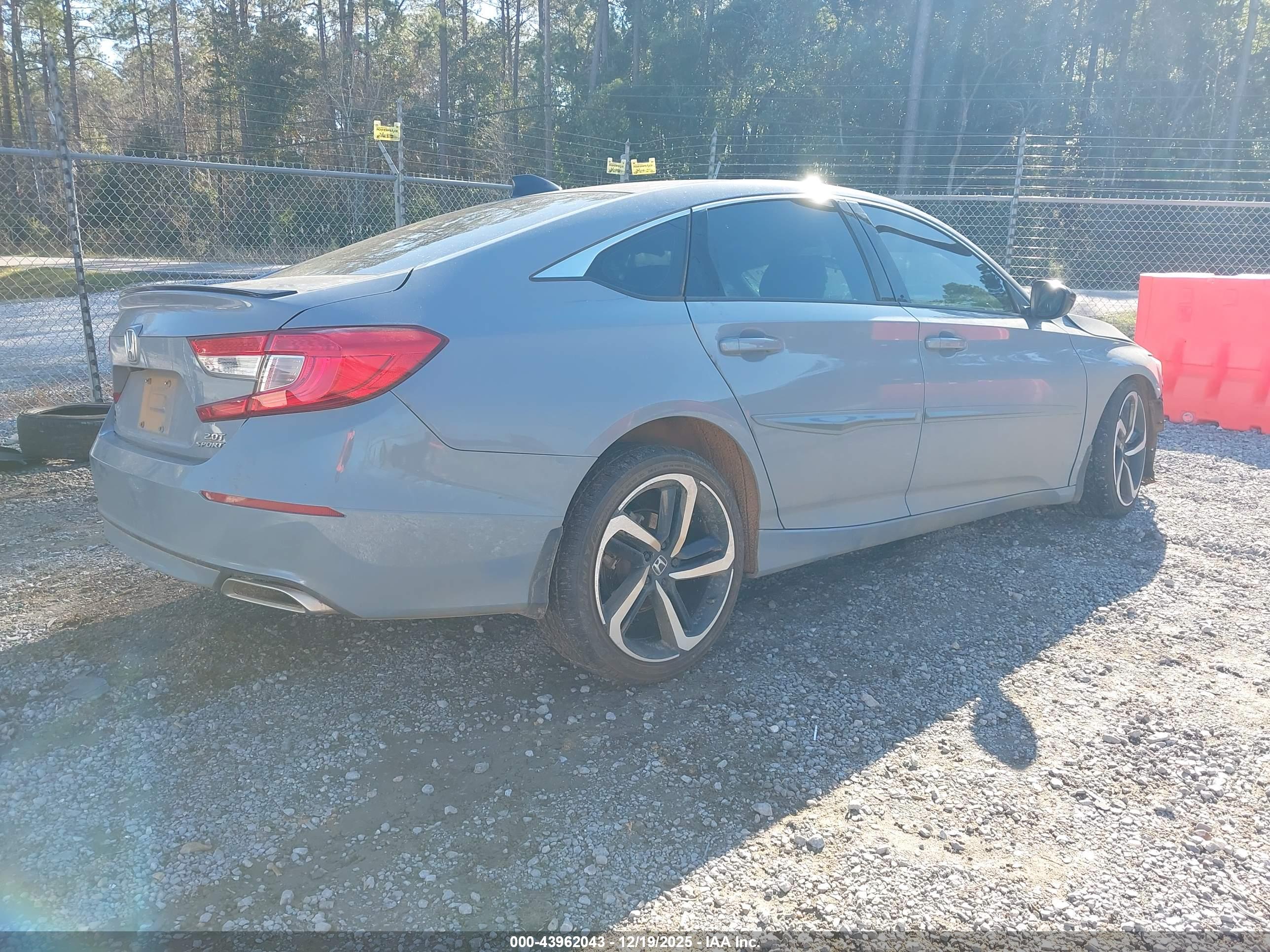 HONDA ACCORD image 4
