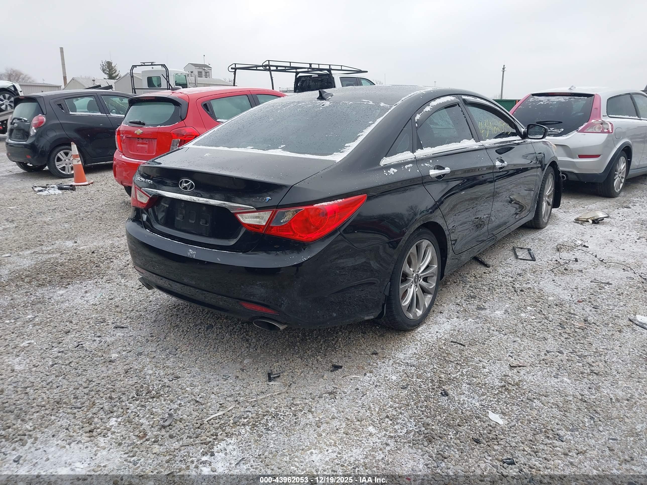 HYUNDAI SONATA image 4