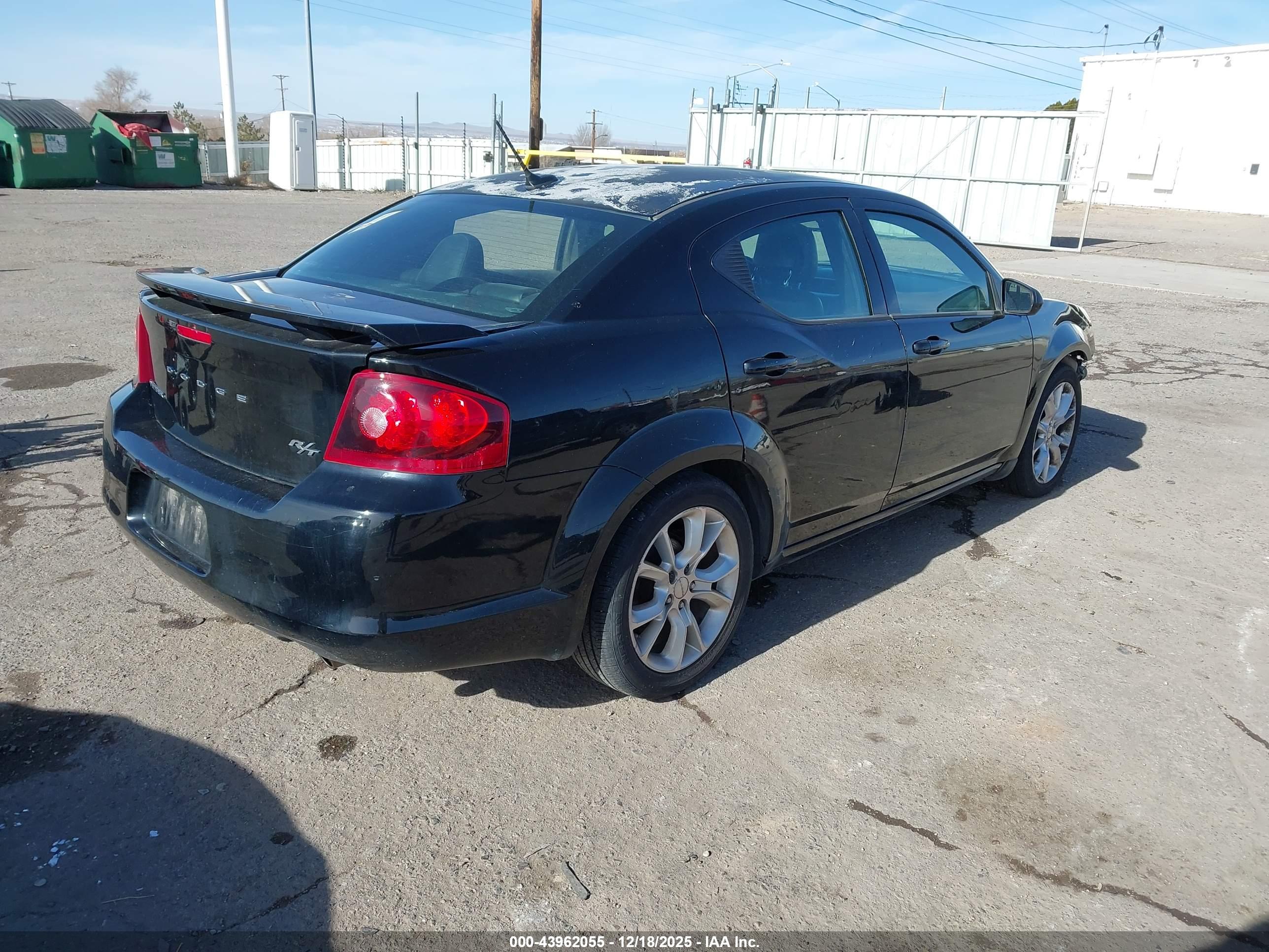 DODGE AVENGER image 4