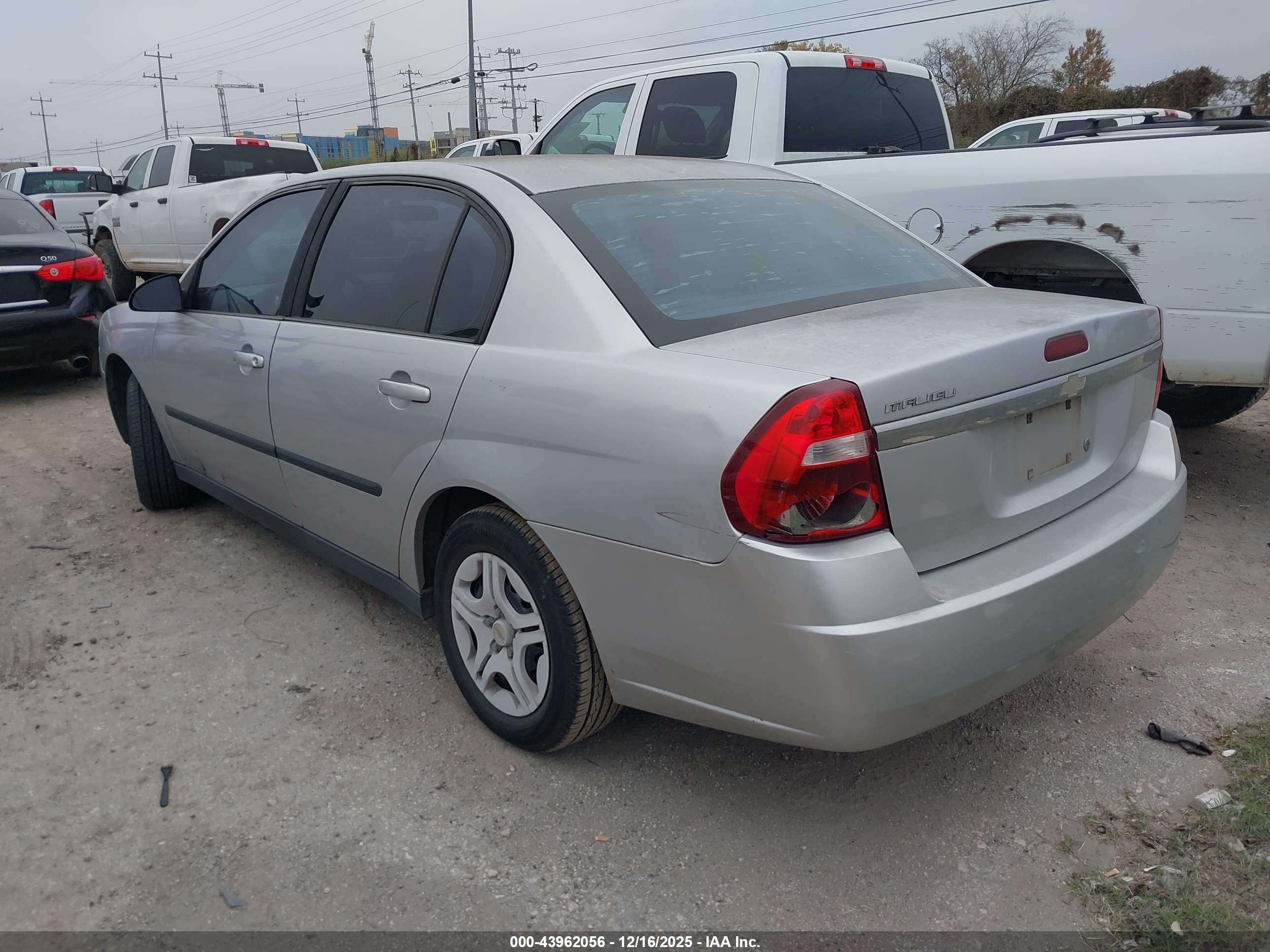 CHEVROLET MALIBU image 3