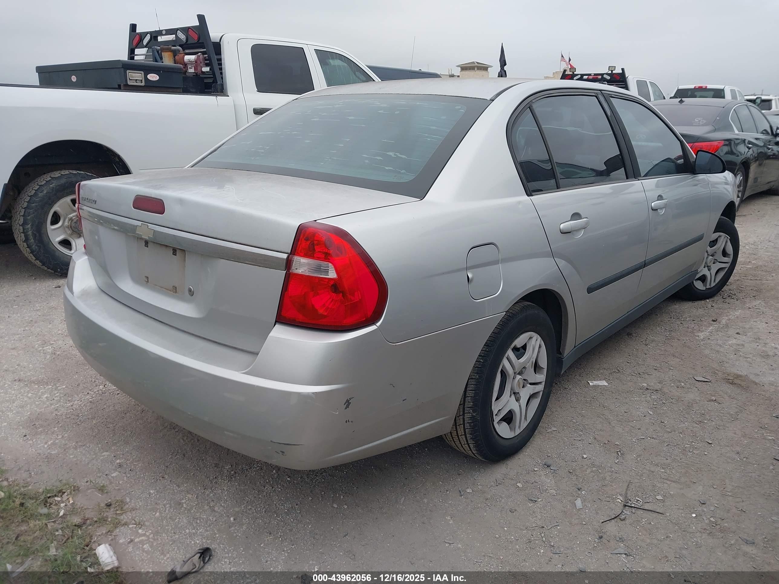 CHEVROLET MALIBU image 4