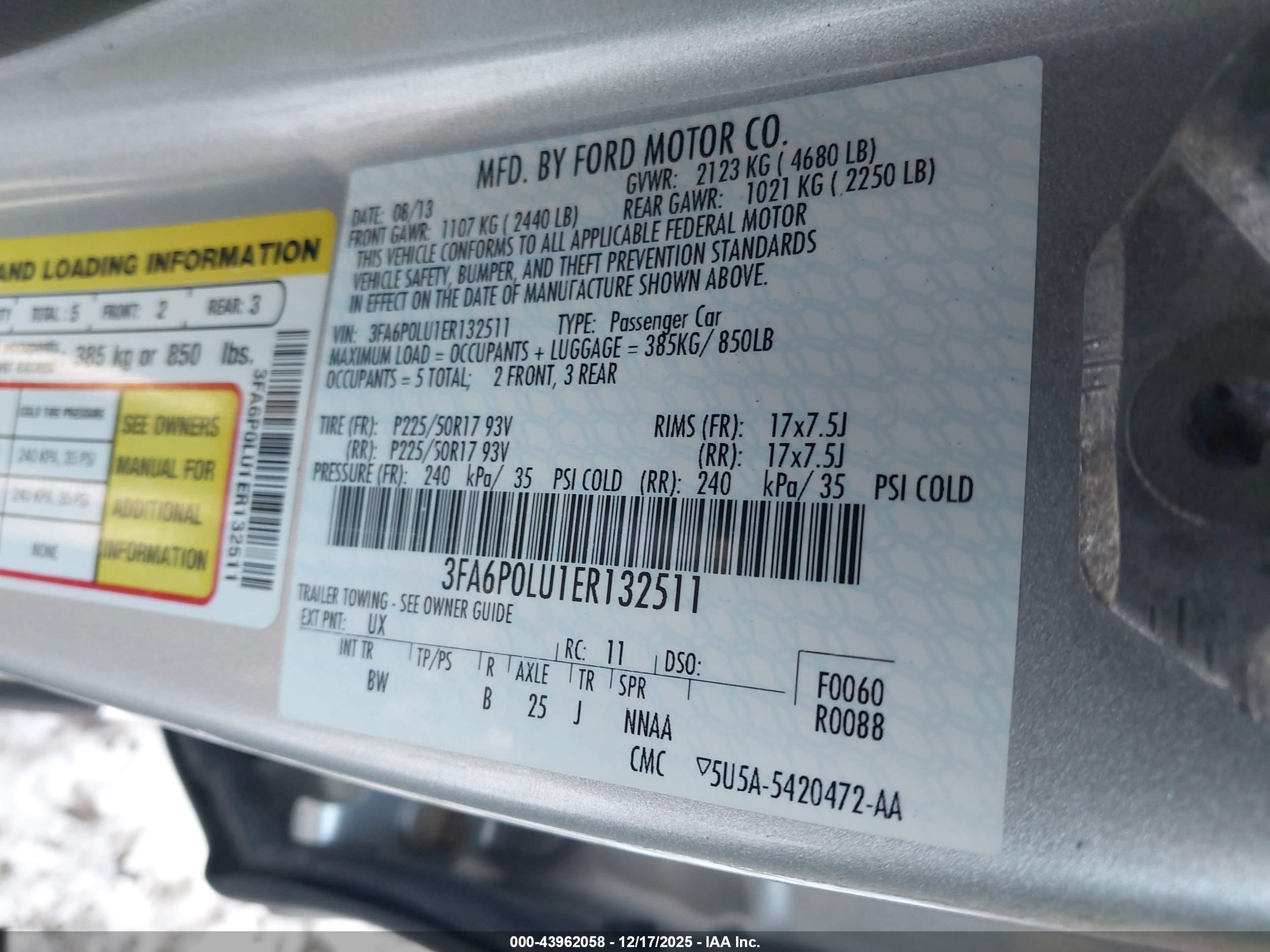 FORD FUSION image 9