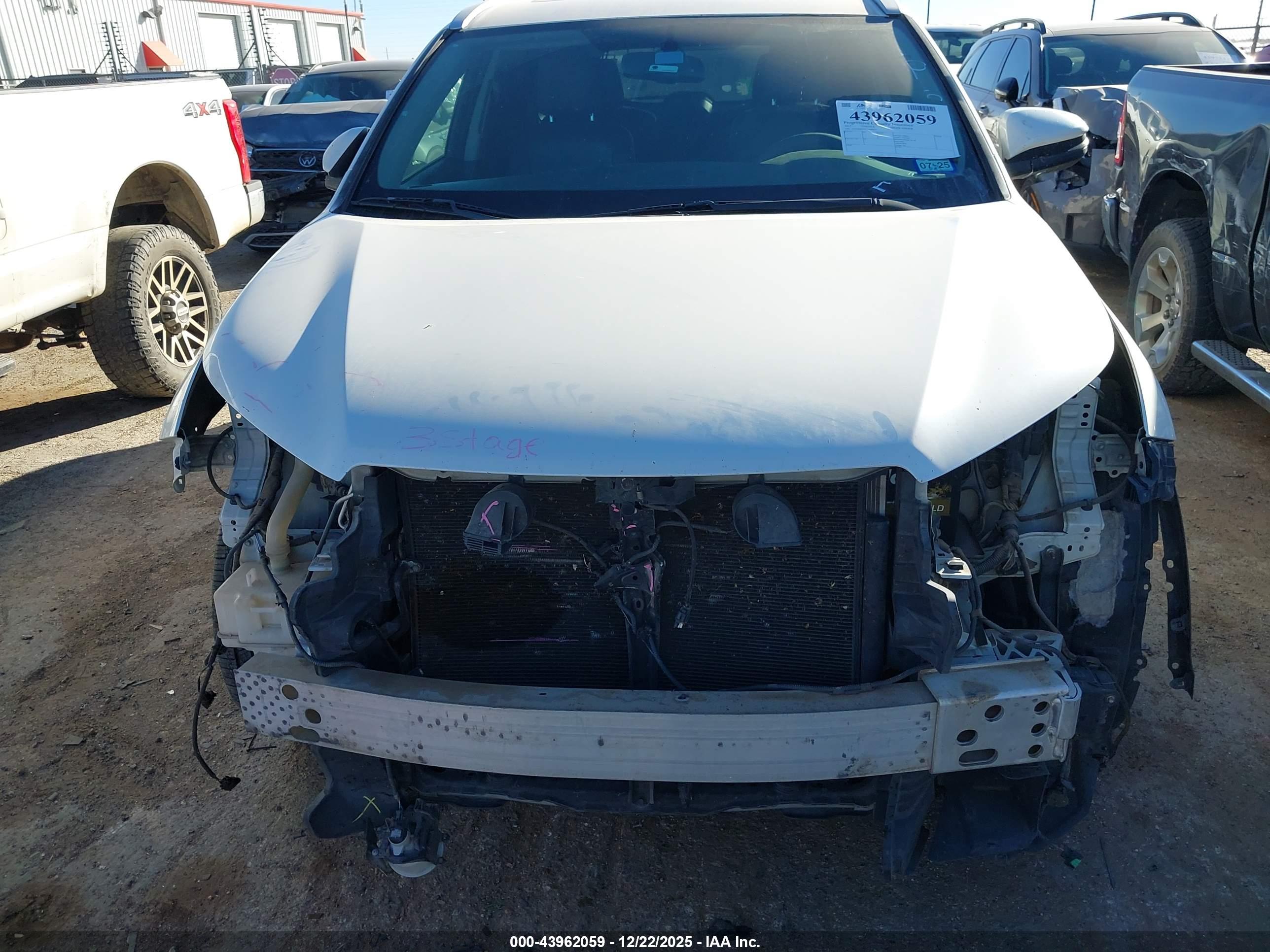 TOYOTA HIGHLANDER image 6