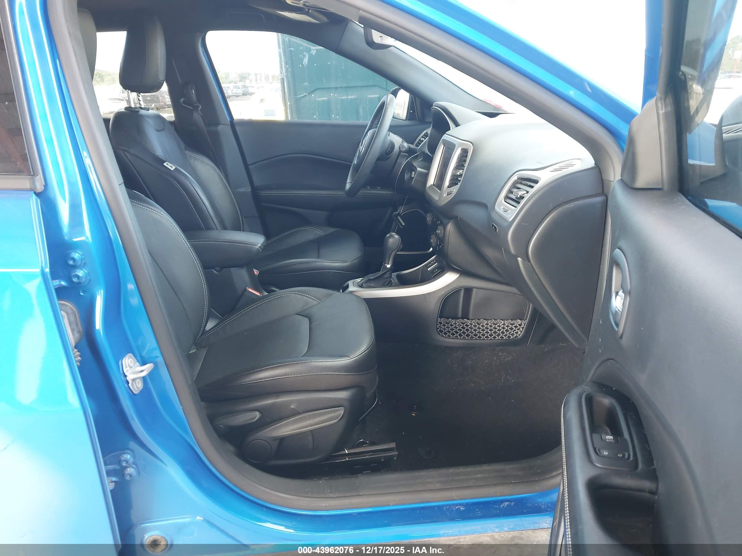JEEP COMPASS image 5