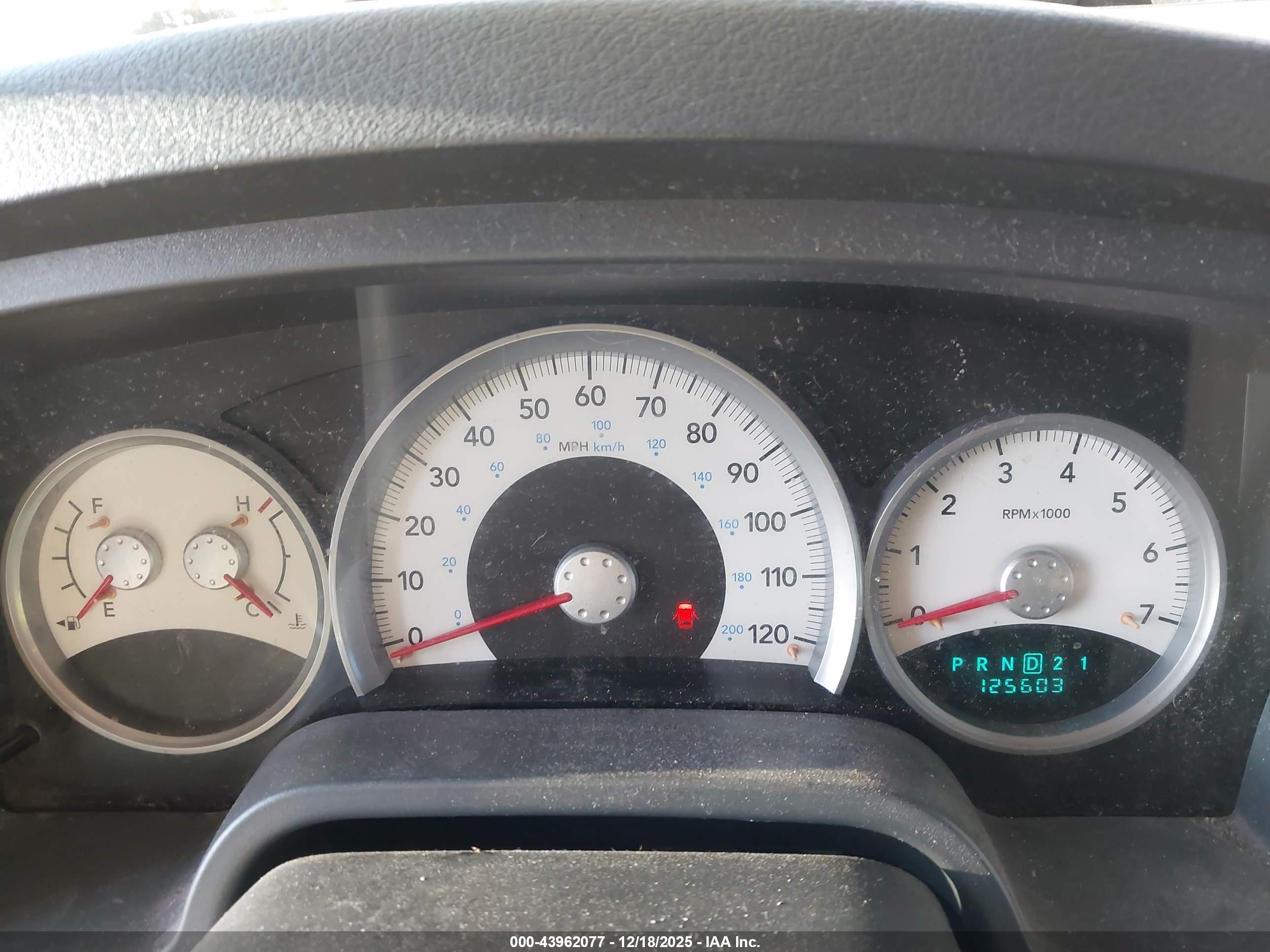DODGE DAKOTA image 7