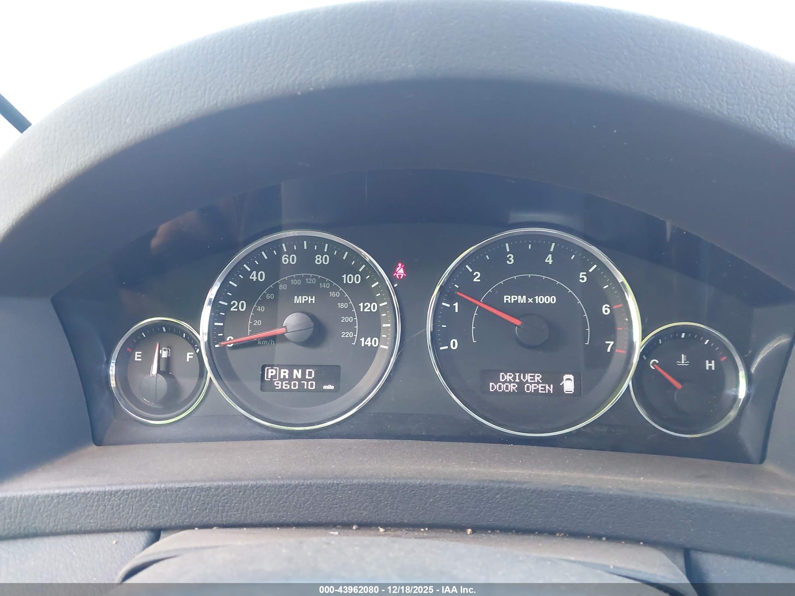 JEEP GRAND image 7
