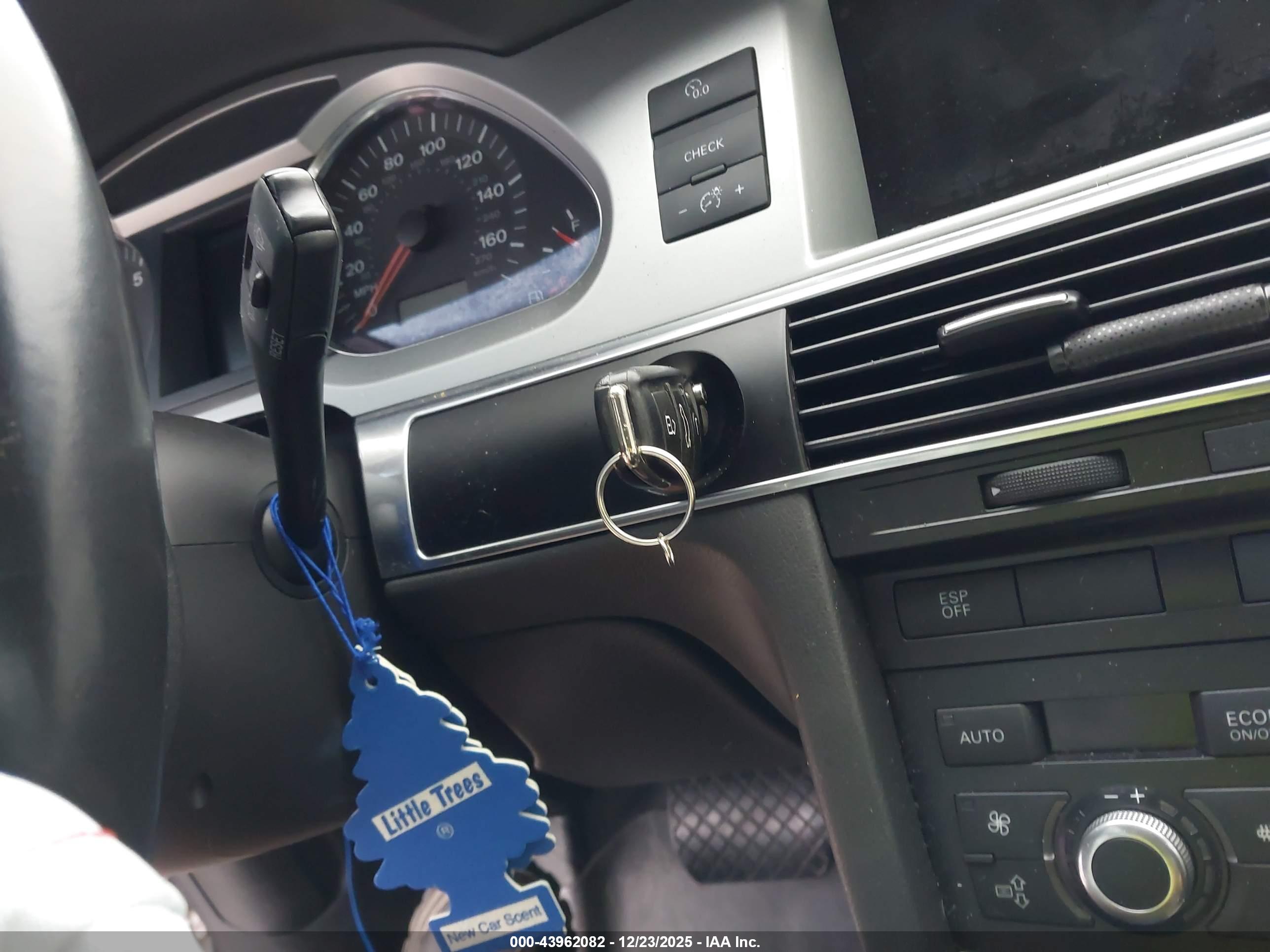AUDI A6 image 11