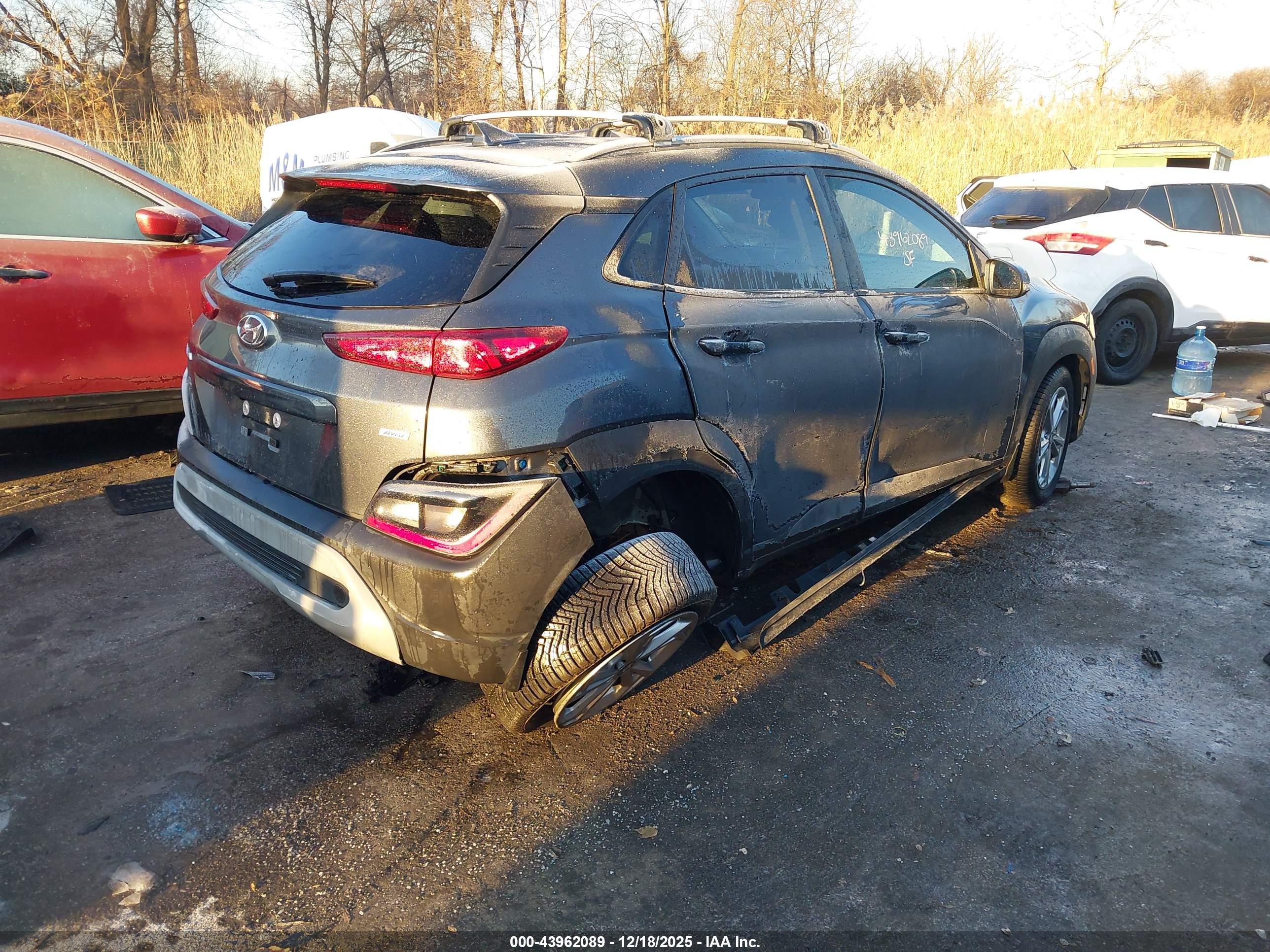 HYUNDAI KONA image 4