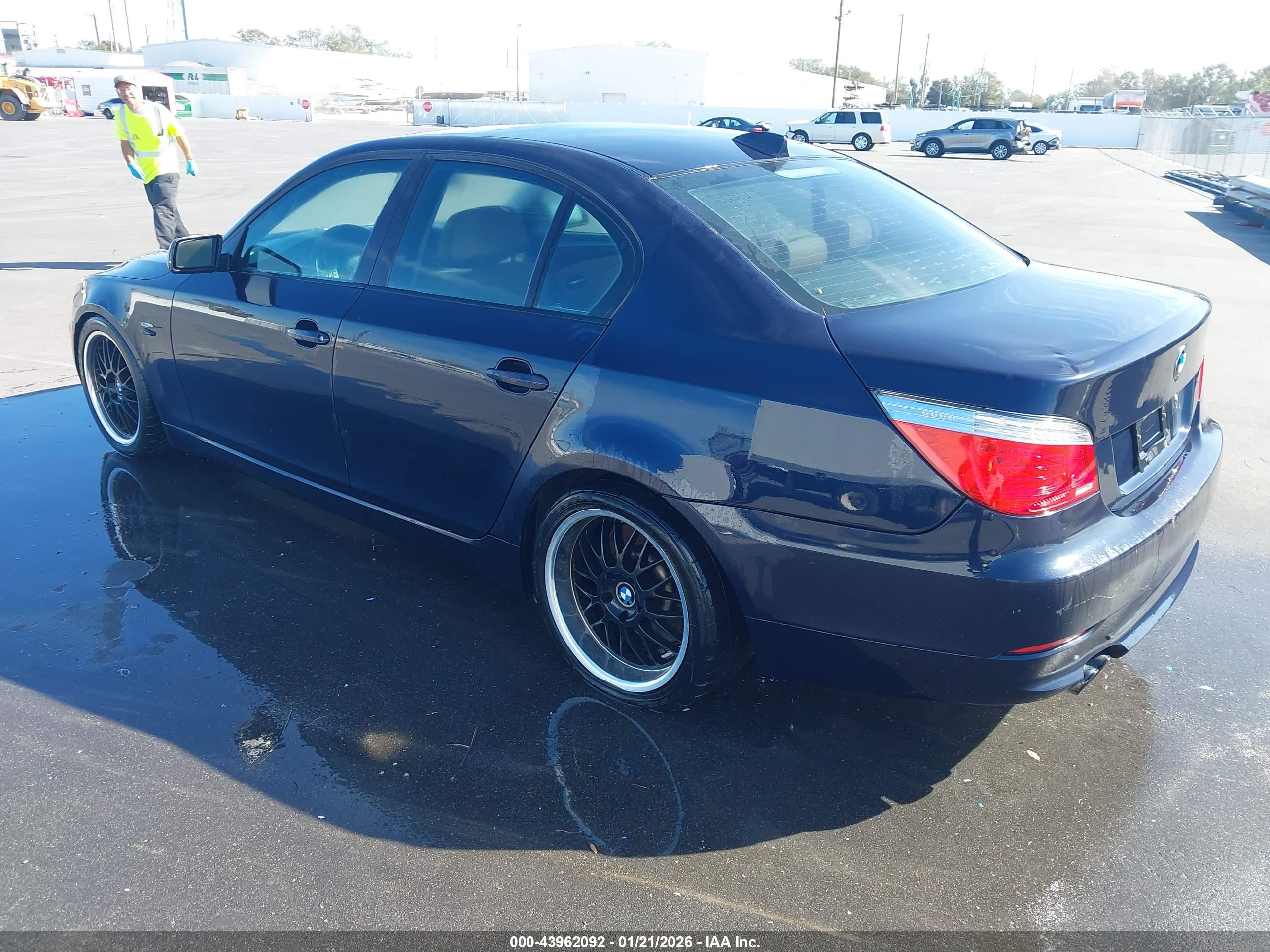 BMW 535I image 3
