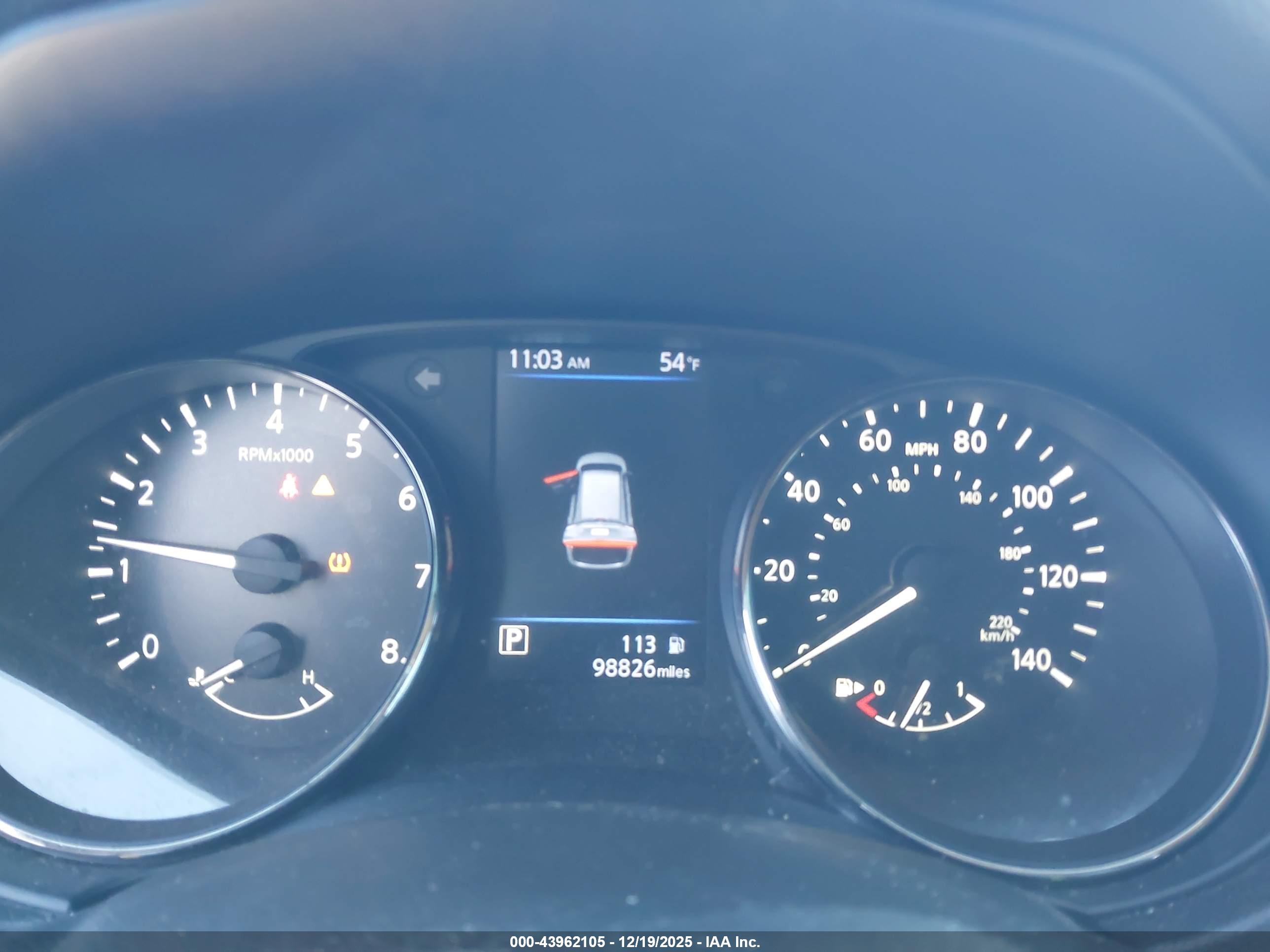 NISSAN ROGUE image 7
