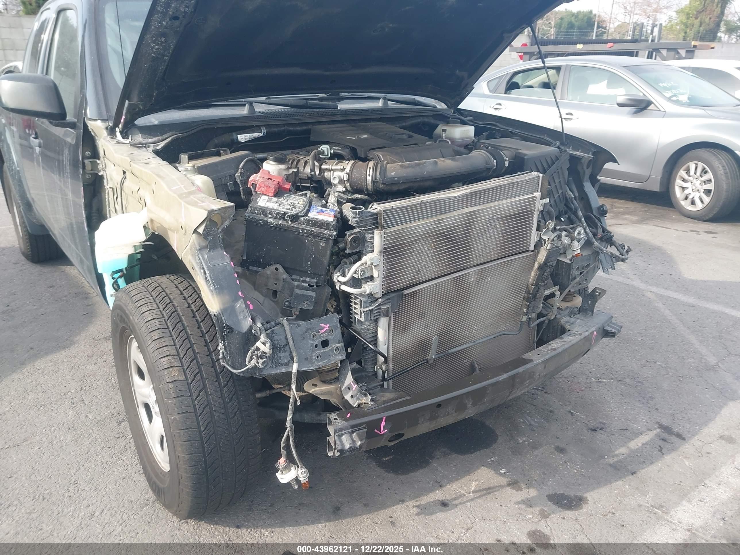 NISSAN FRONTIER image 6