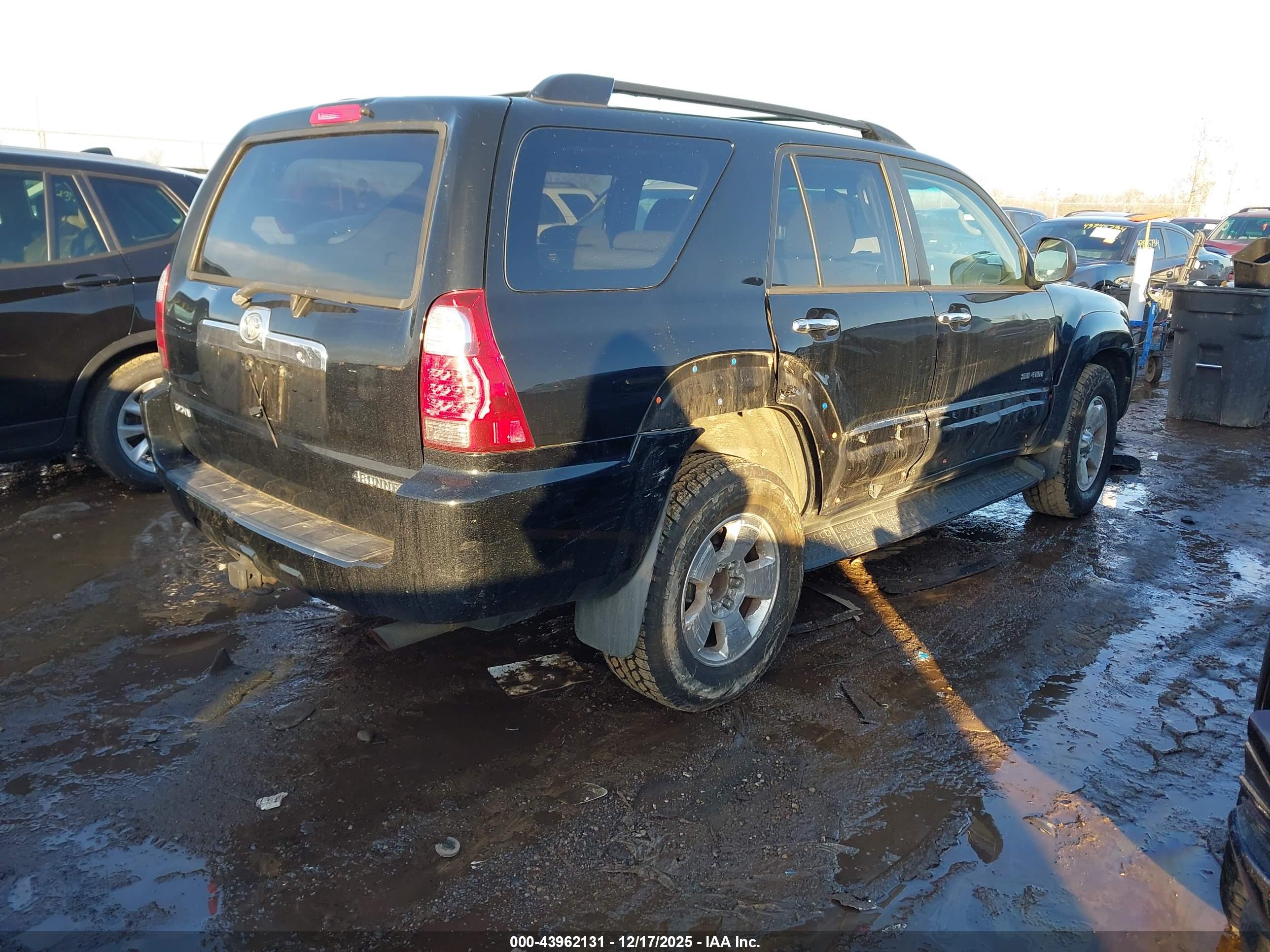 TOYOTA 4RUNNER image 4