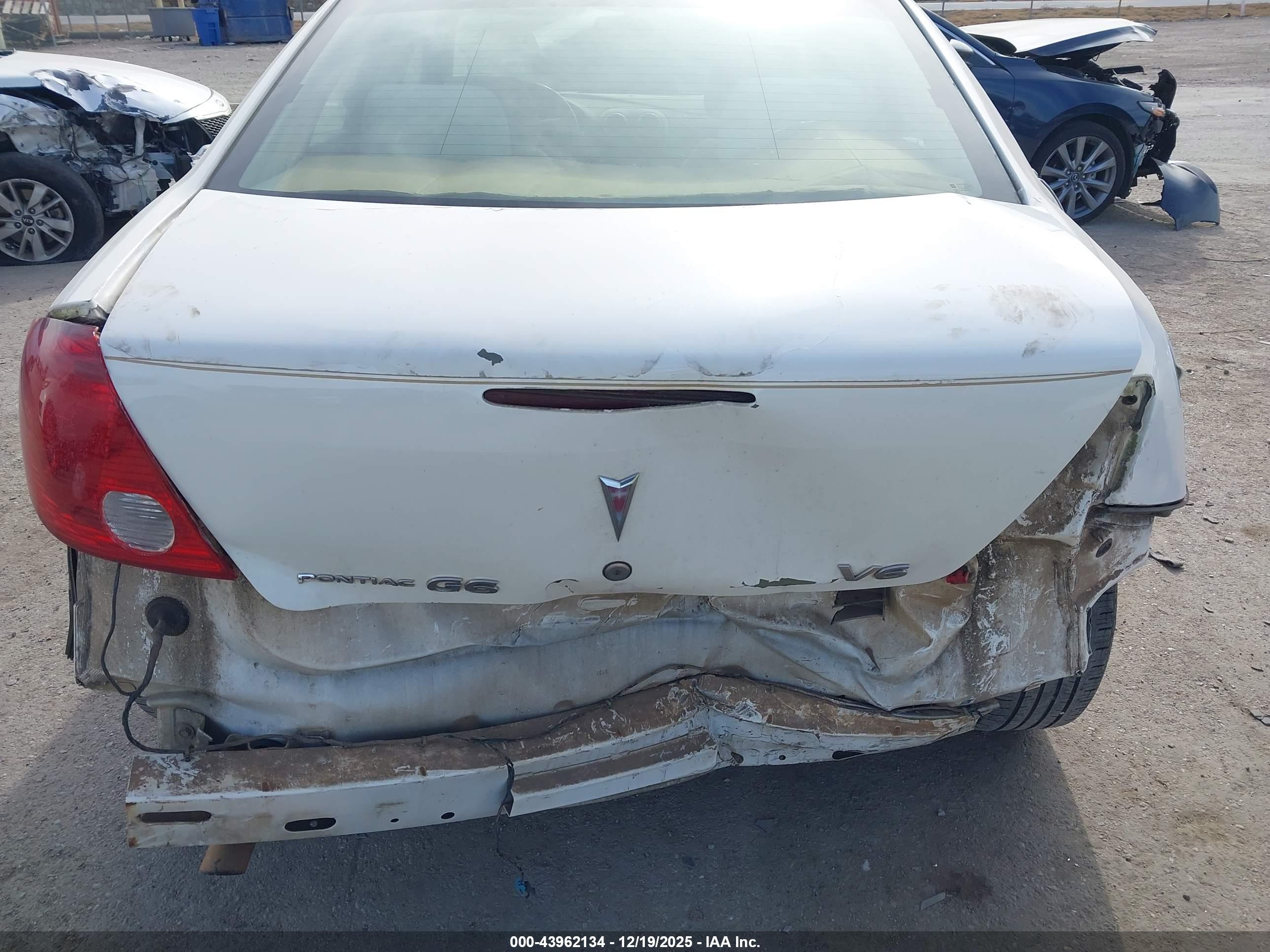 PONTIAC G6 image 6