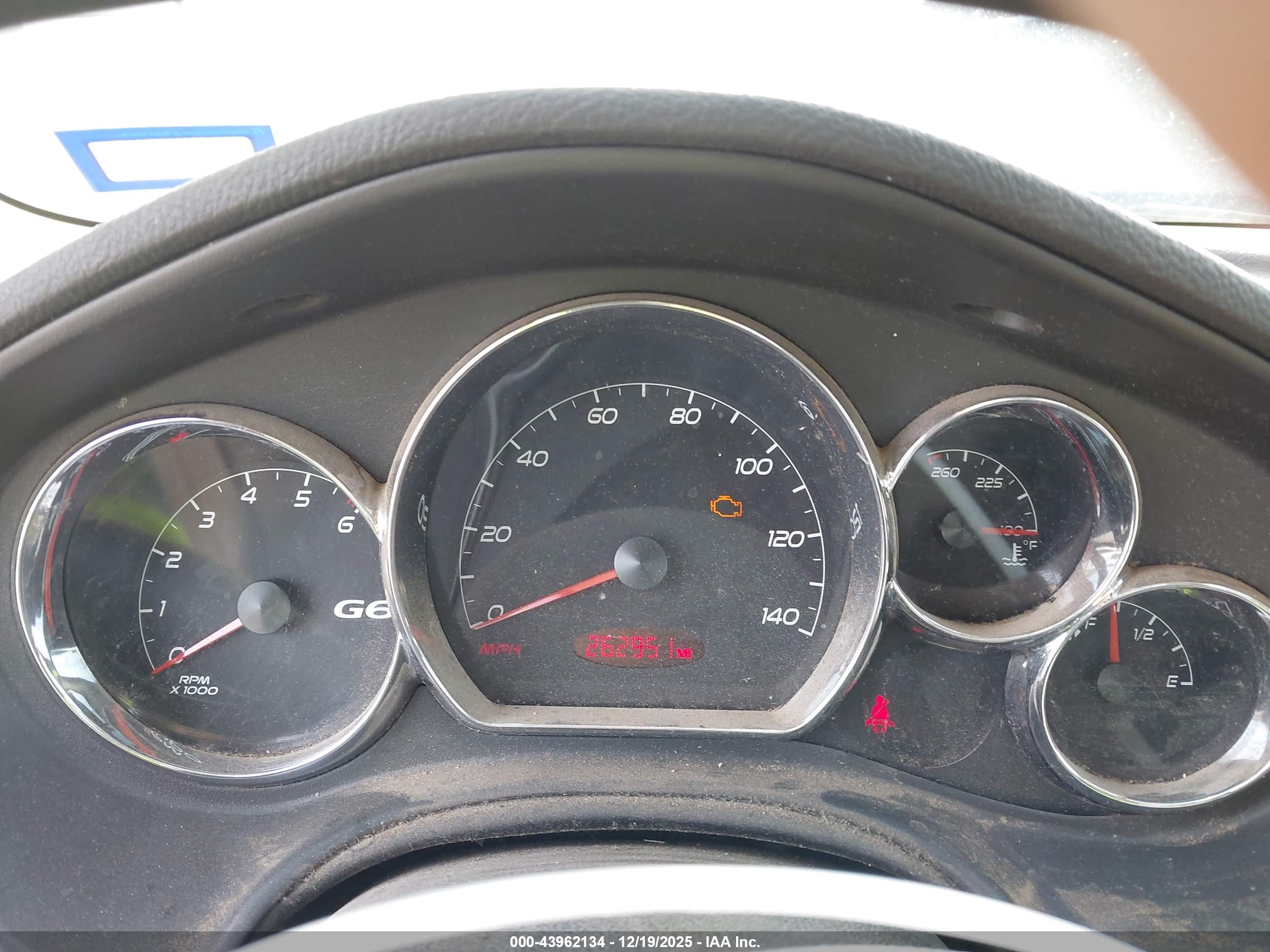 PONTIAC G6 image 7