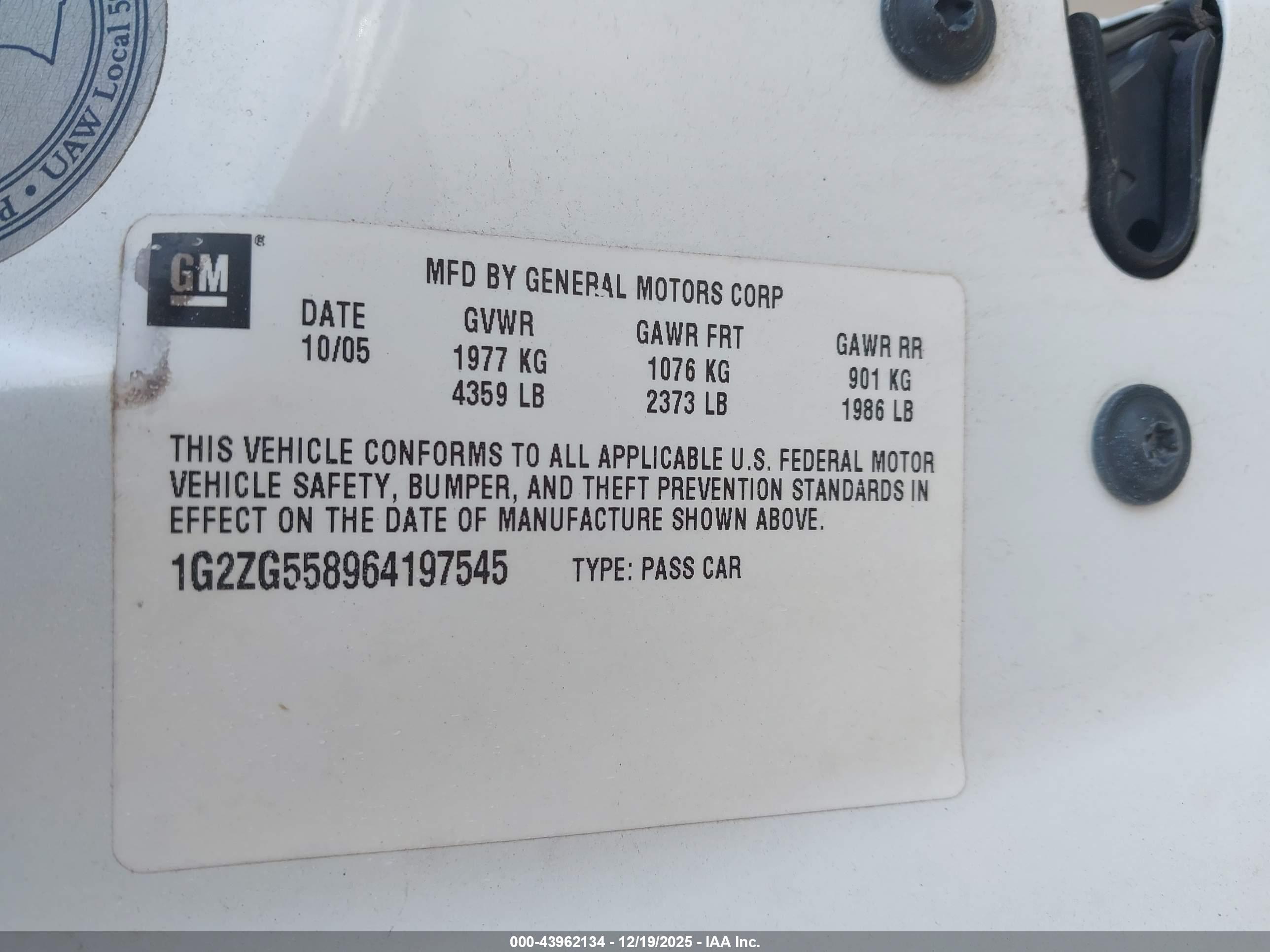 PONTIAC G6 image 9