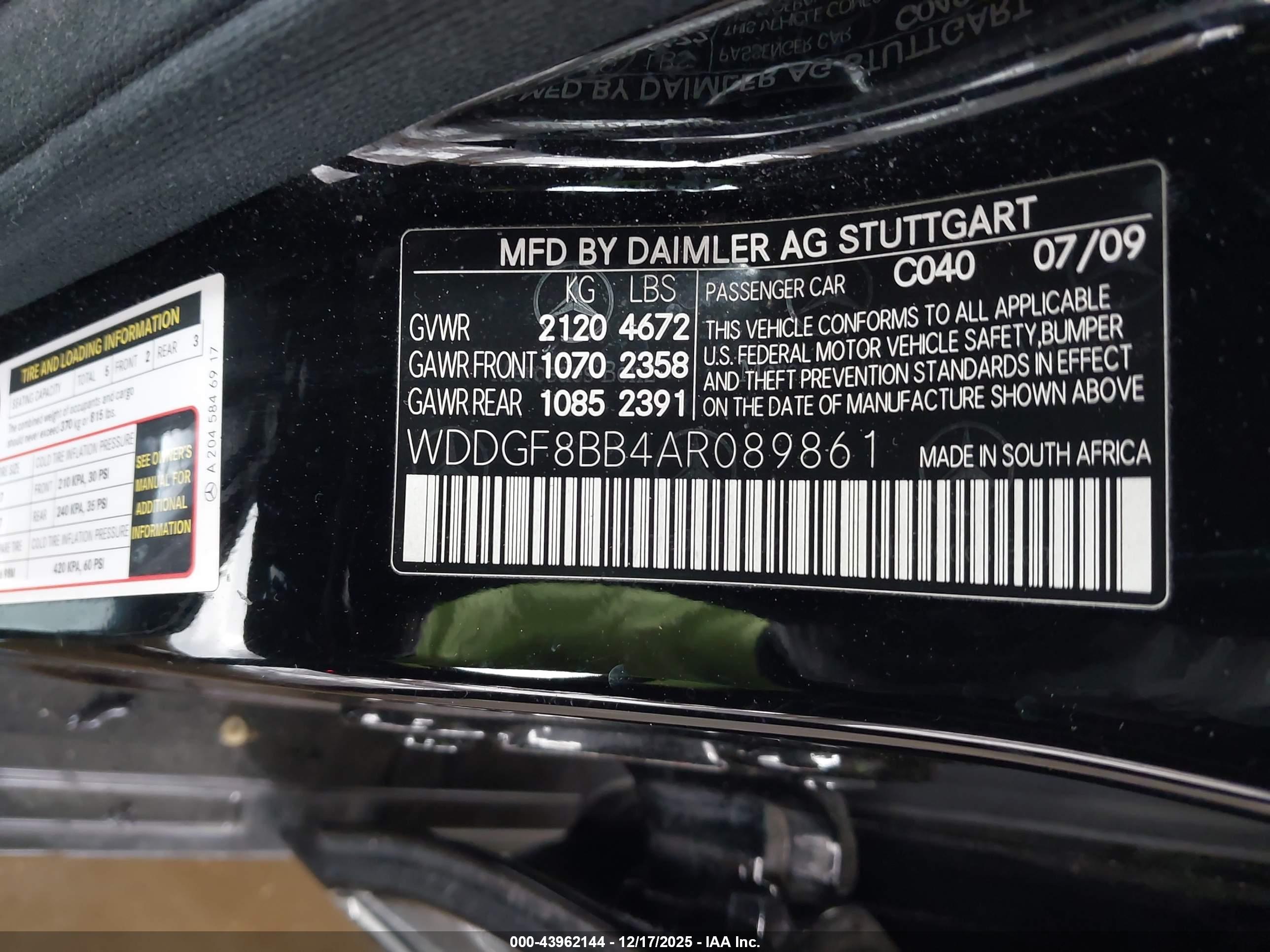 MERCEDES-BENZ C image 9