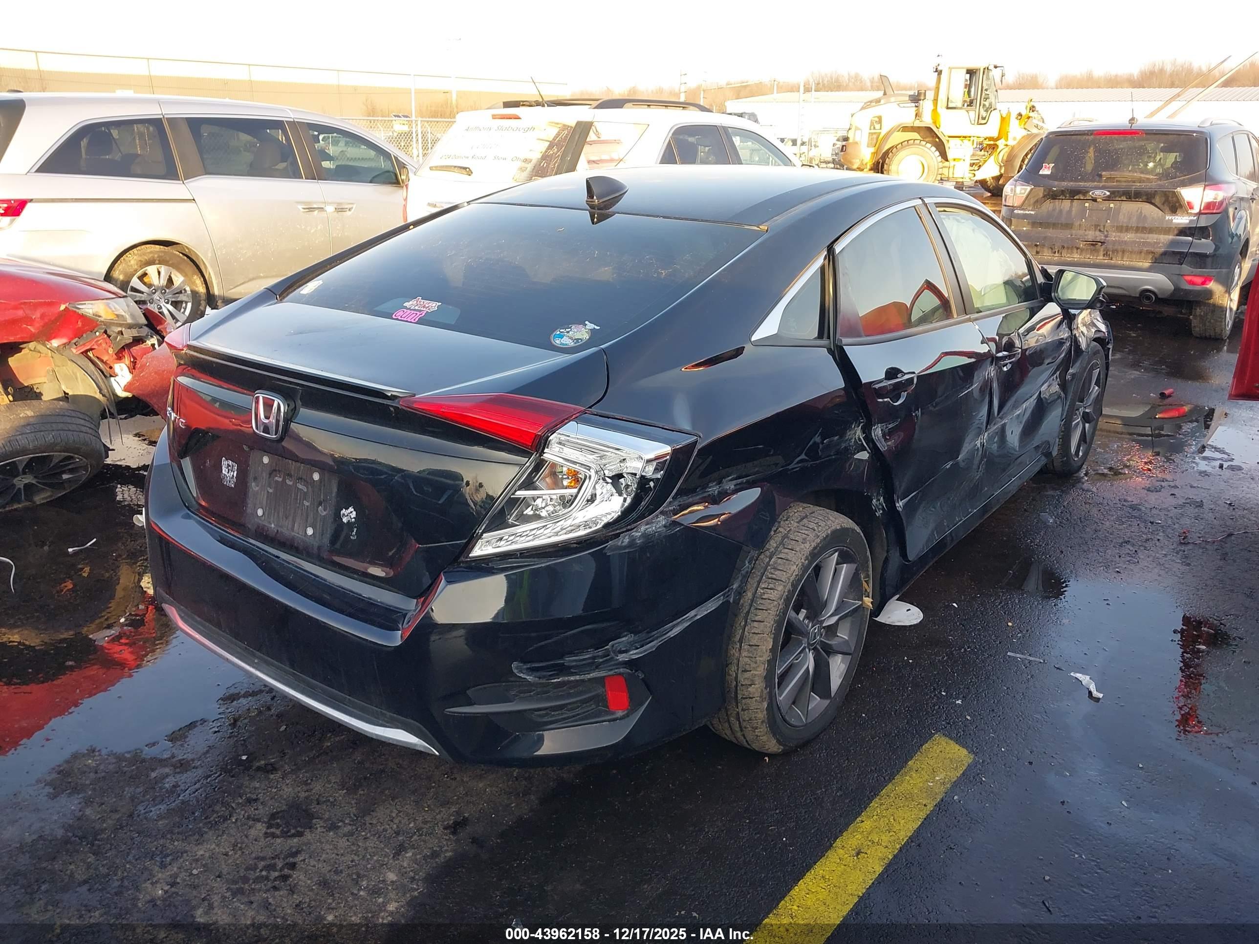 HONDA CIVIC image 4