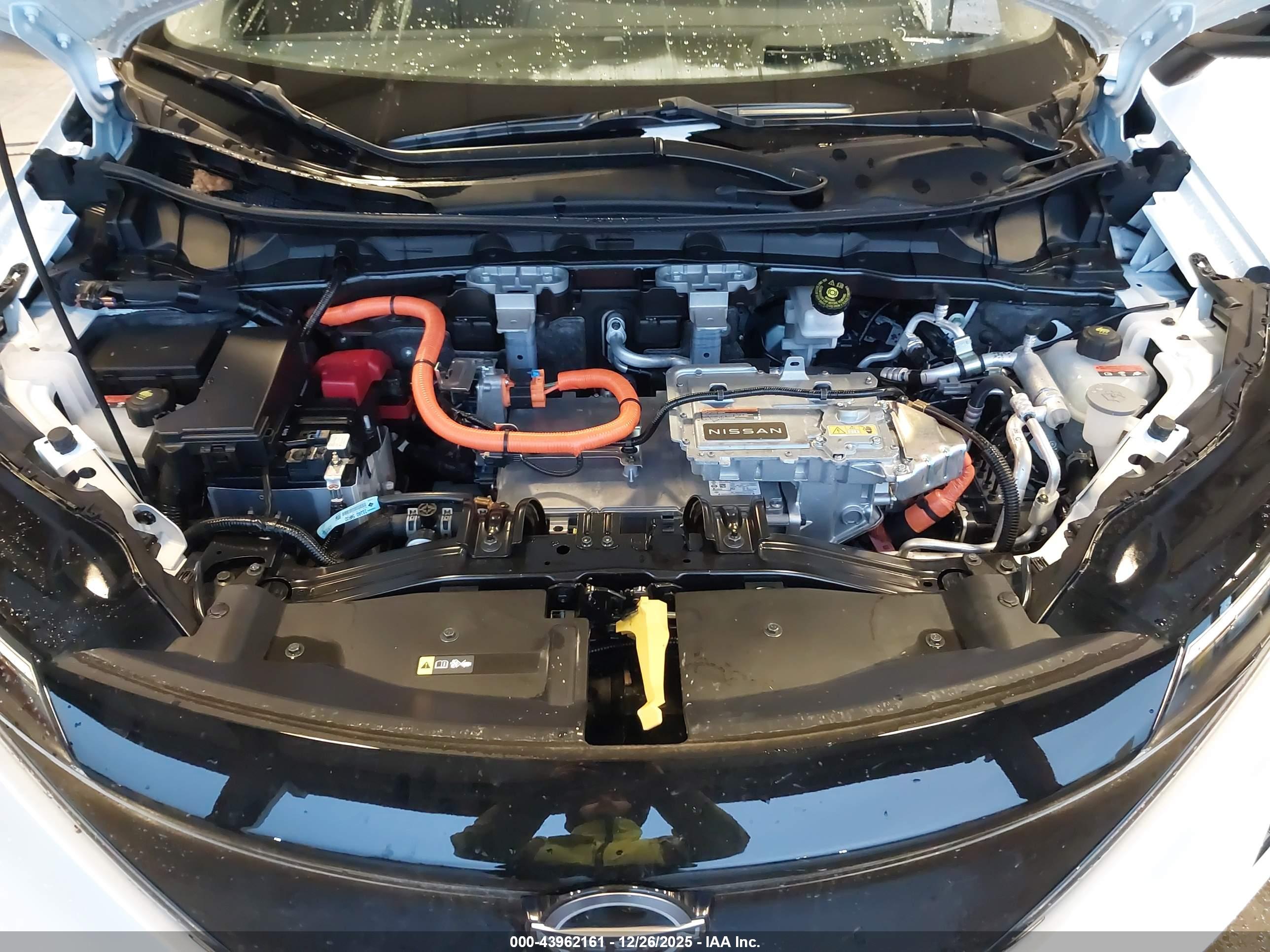 NISSAN ARIYA image 10