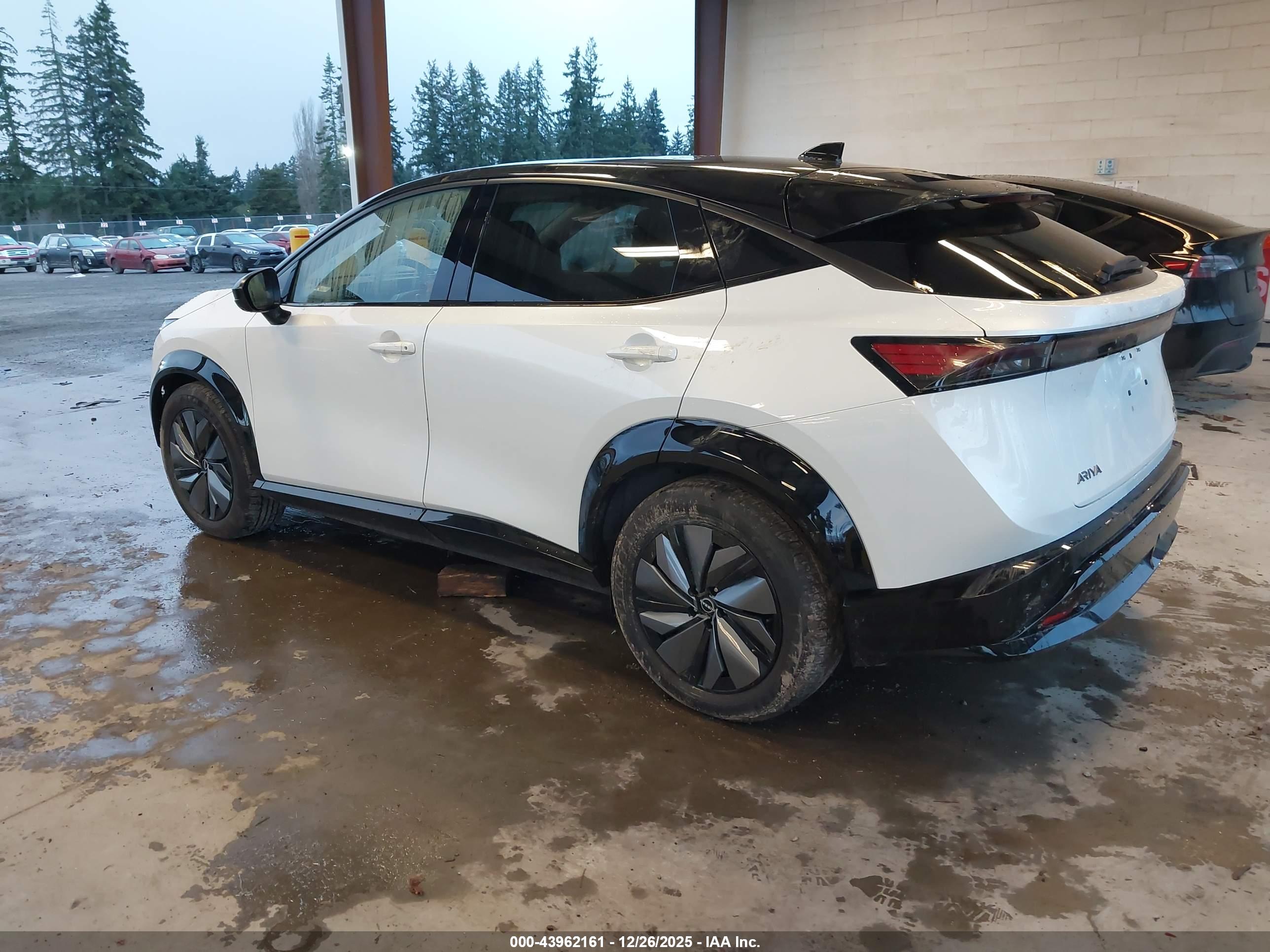 NISSAN ARIYA image 3