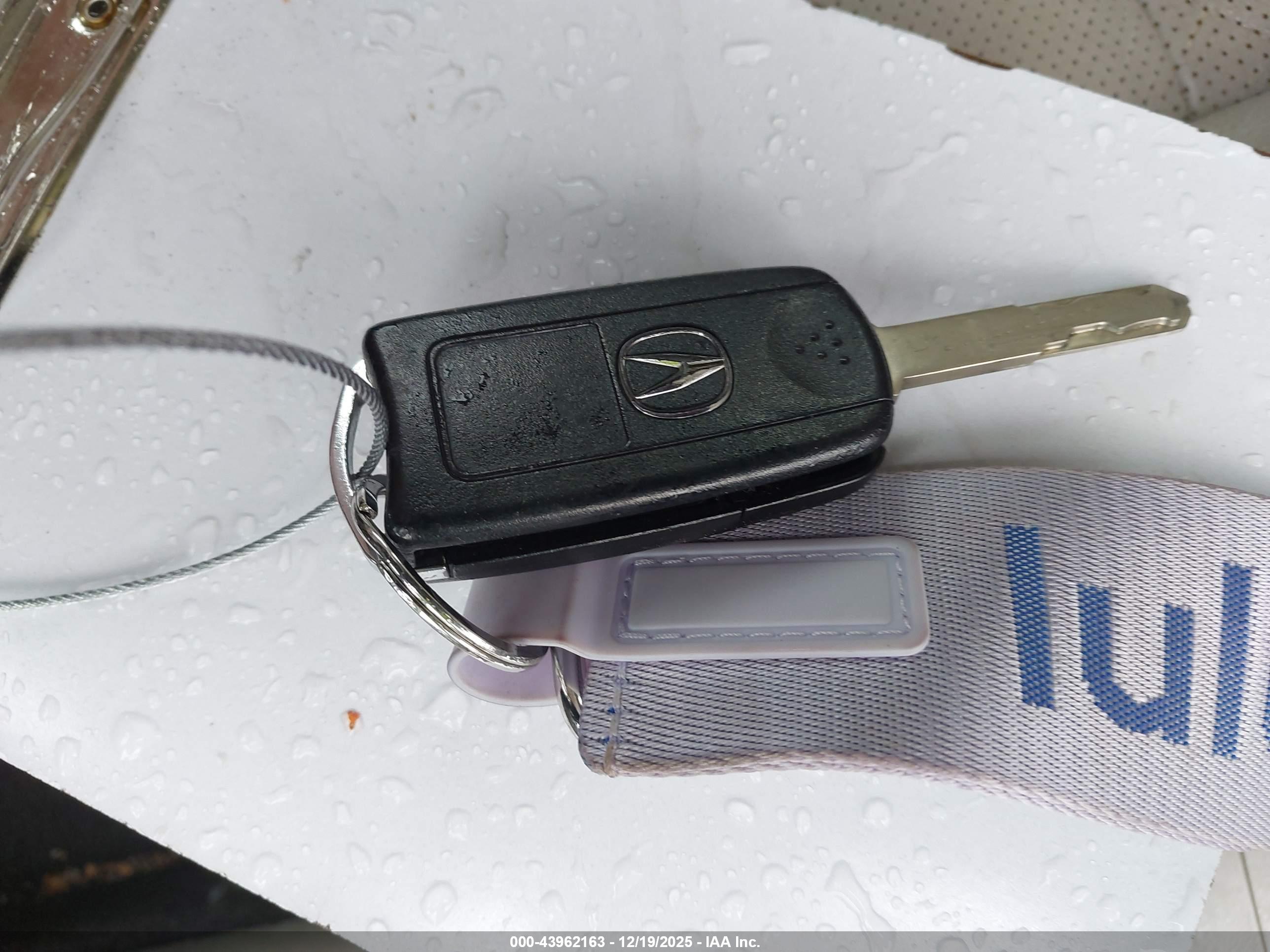 ACURA TSX image 11