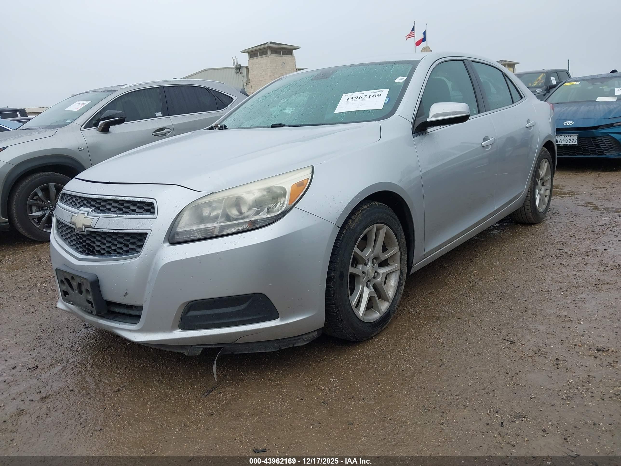 CHEVROLET MALIBU image 2