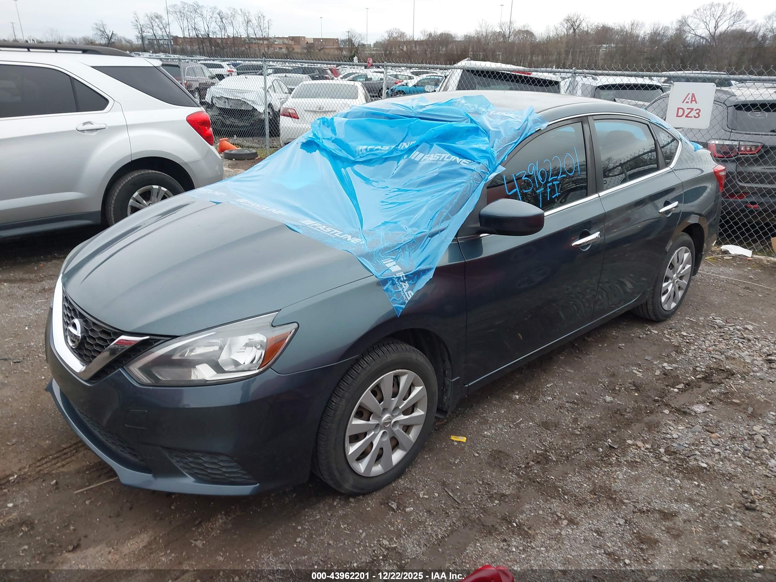 NISSAN SENTRA image 2