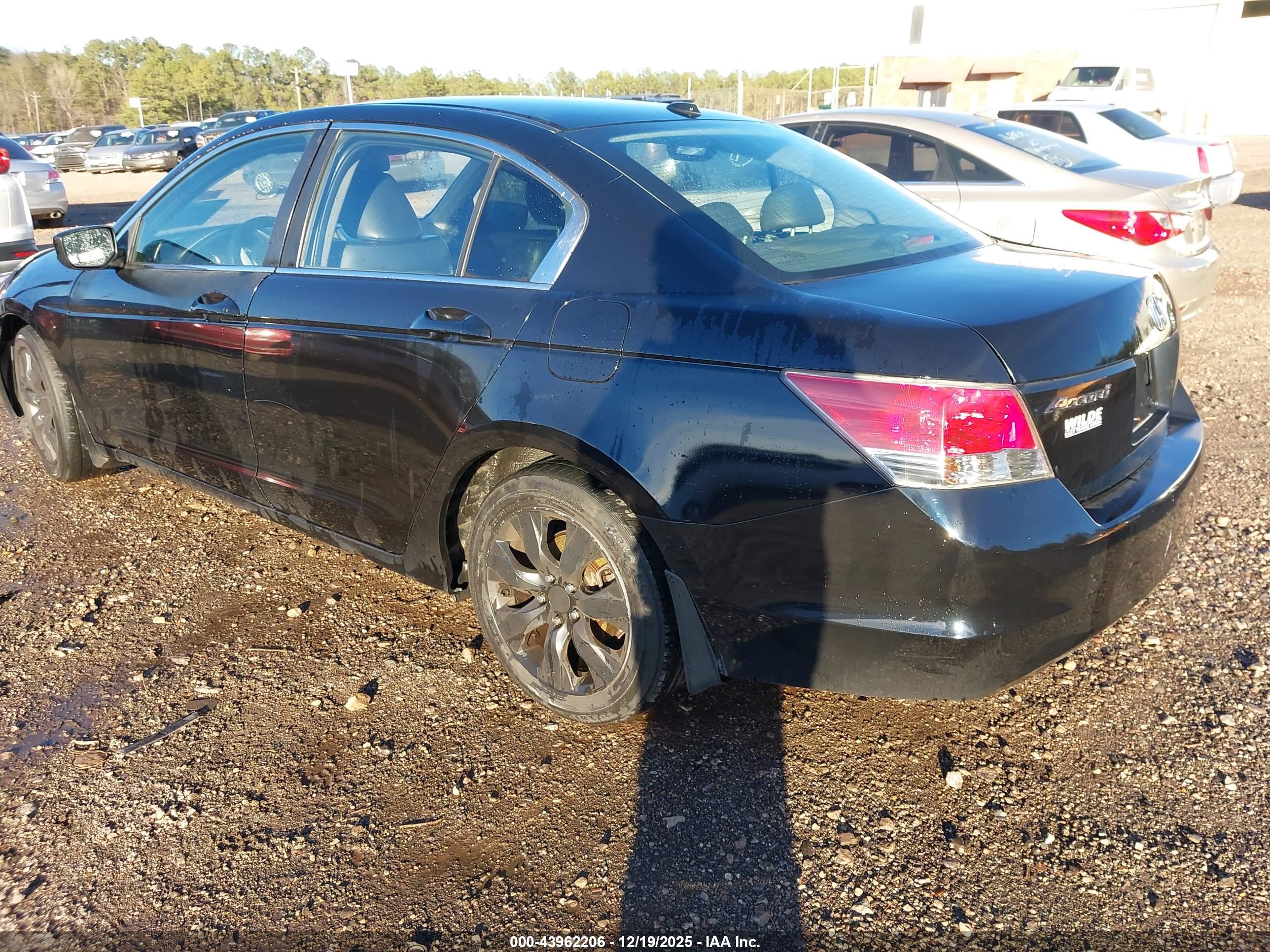 HONDA ACCORD image 3