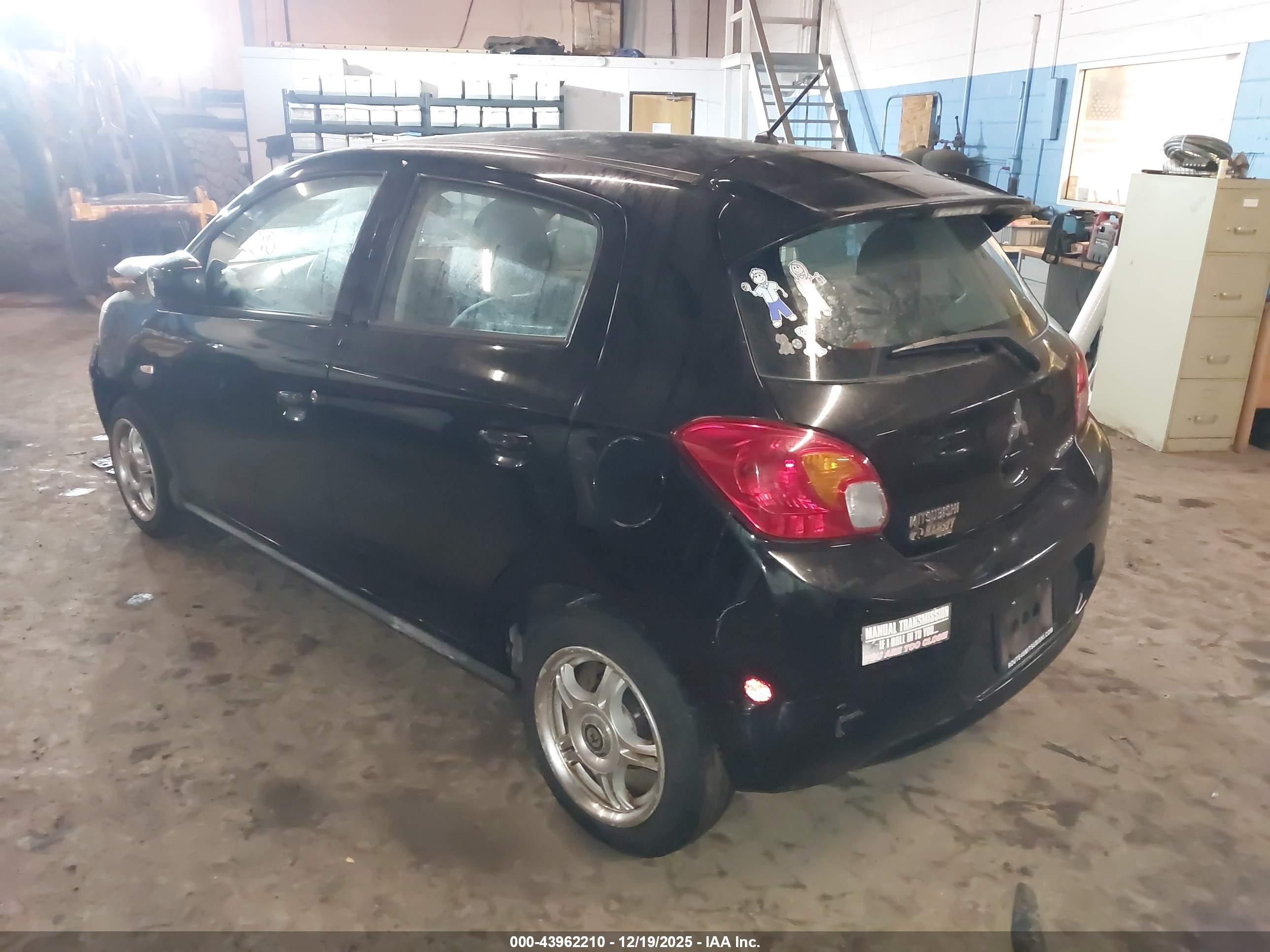 MITSUBISHI MIRAGE image 3