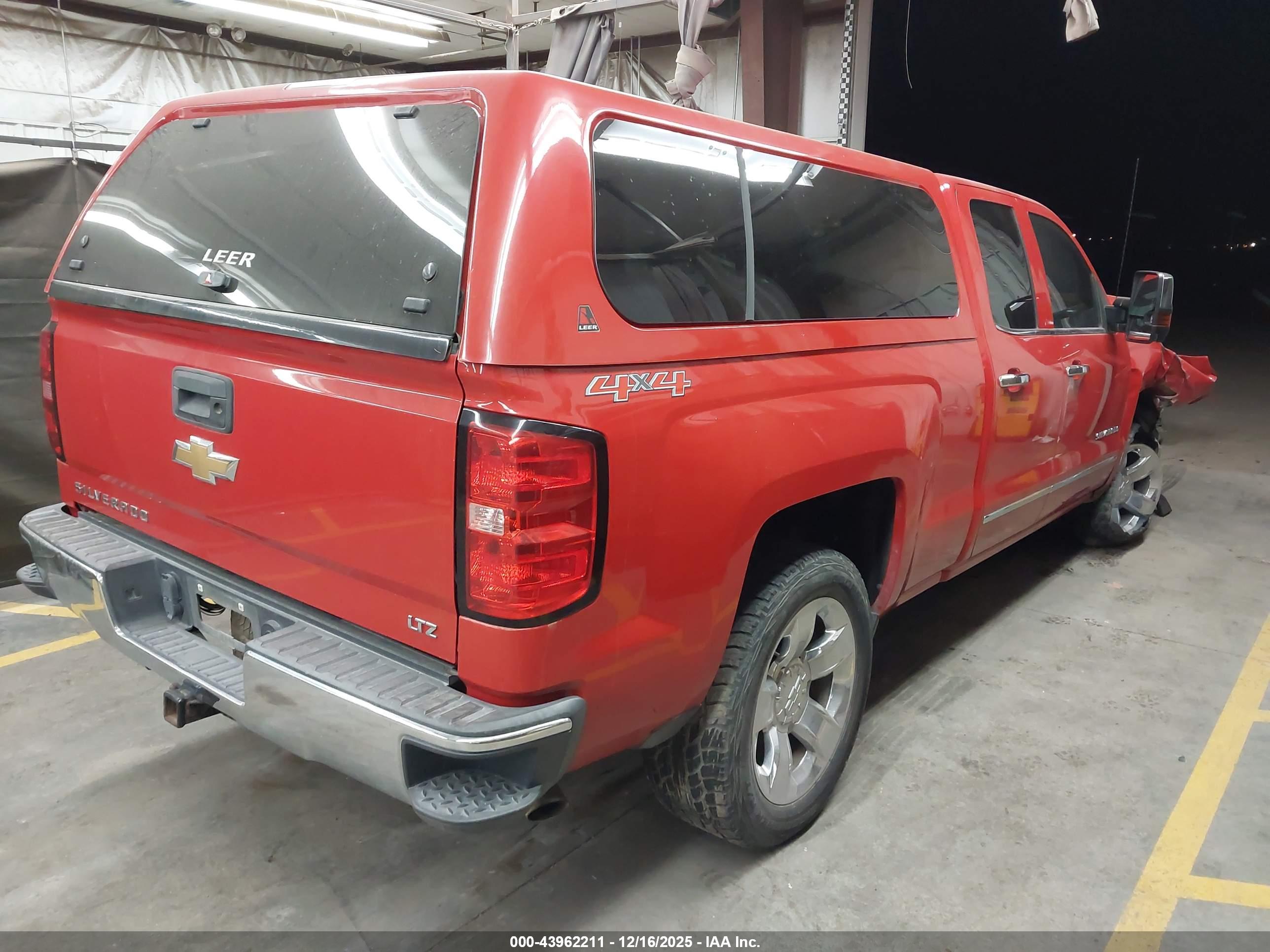 CHEVROLET SILVERADO image 4