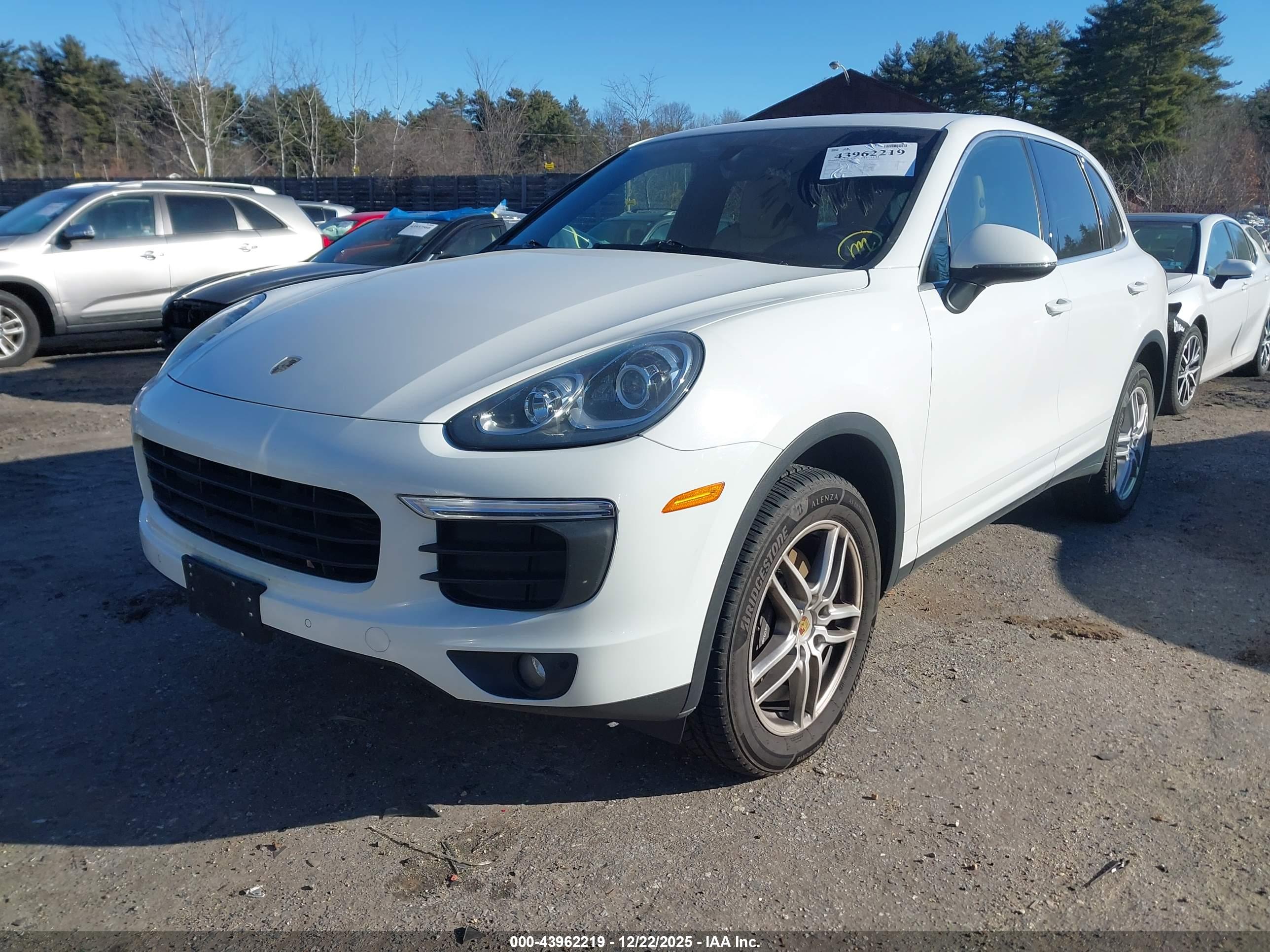 PORSCHE CAYENNE image 2