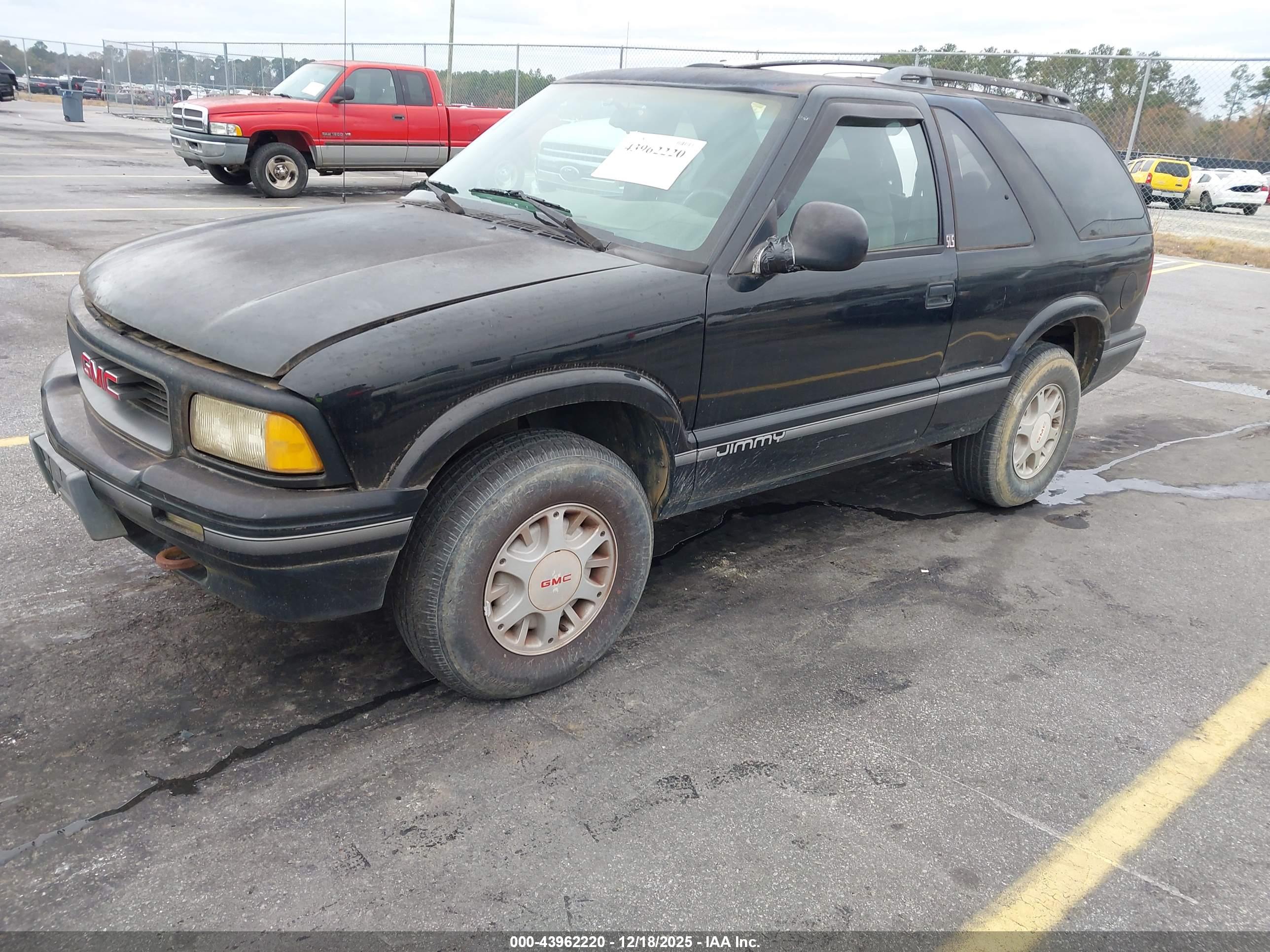 GMC JIMMY image 2