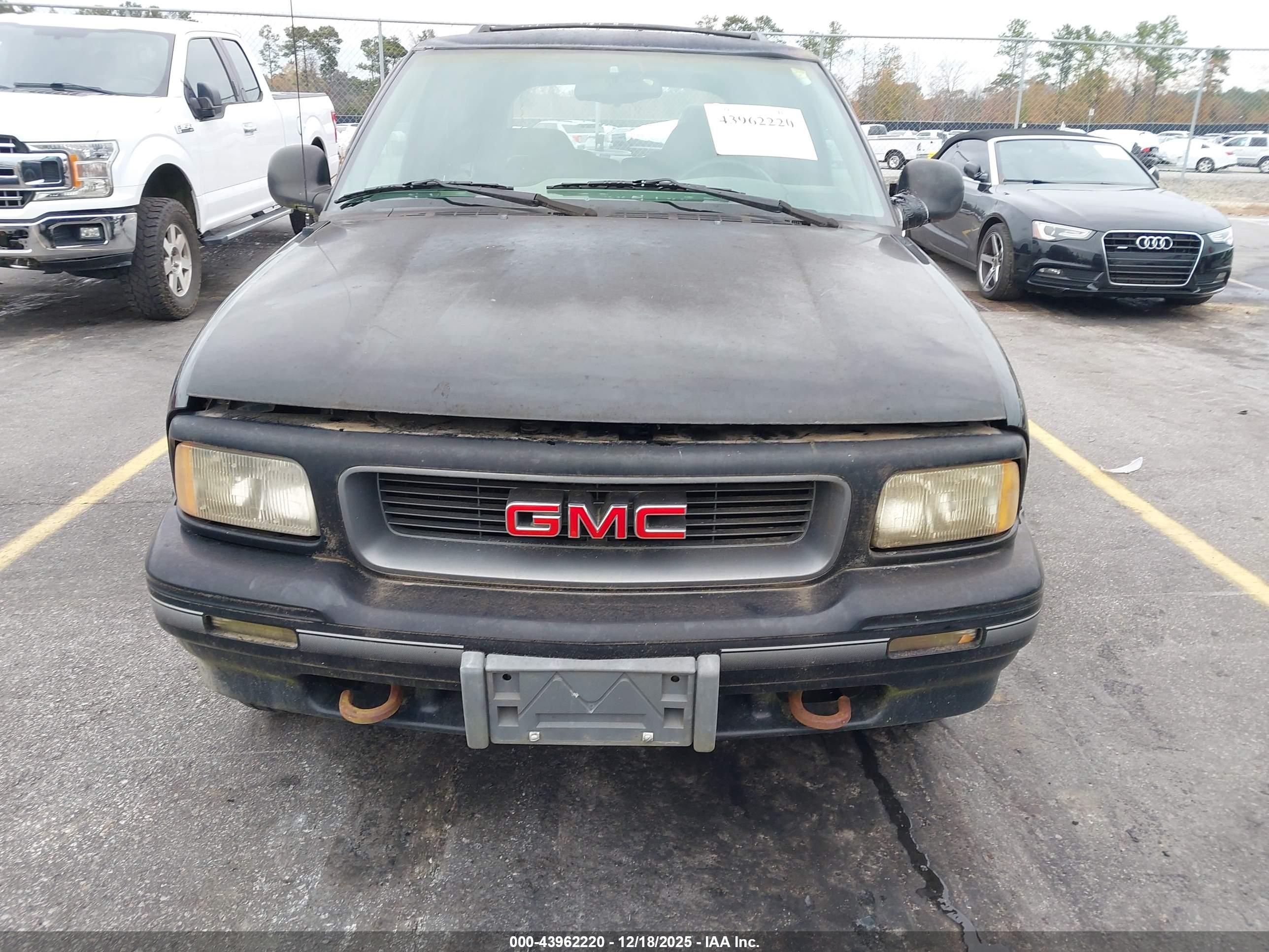 GMC JIMMY image 6