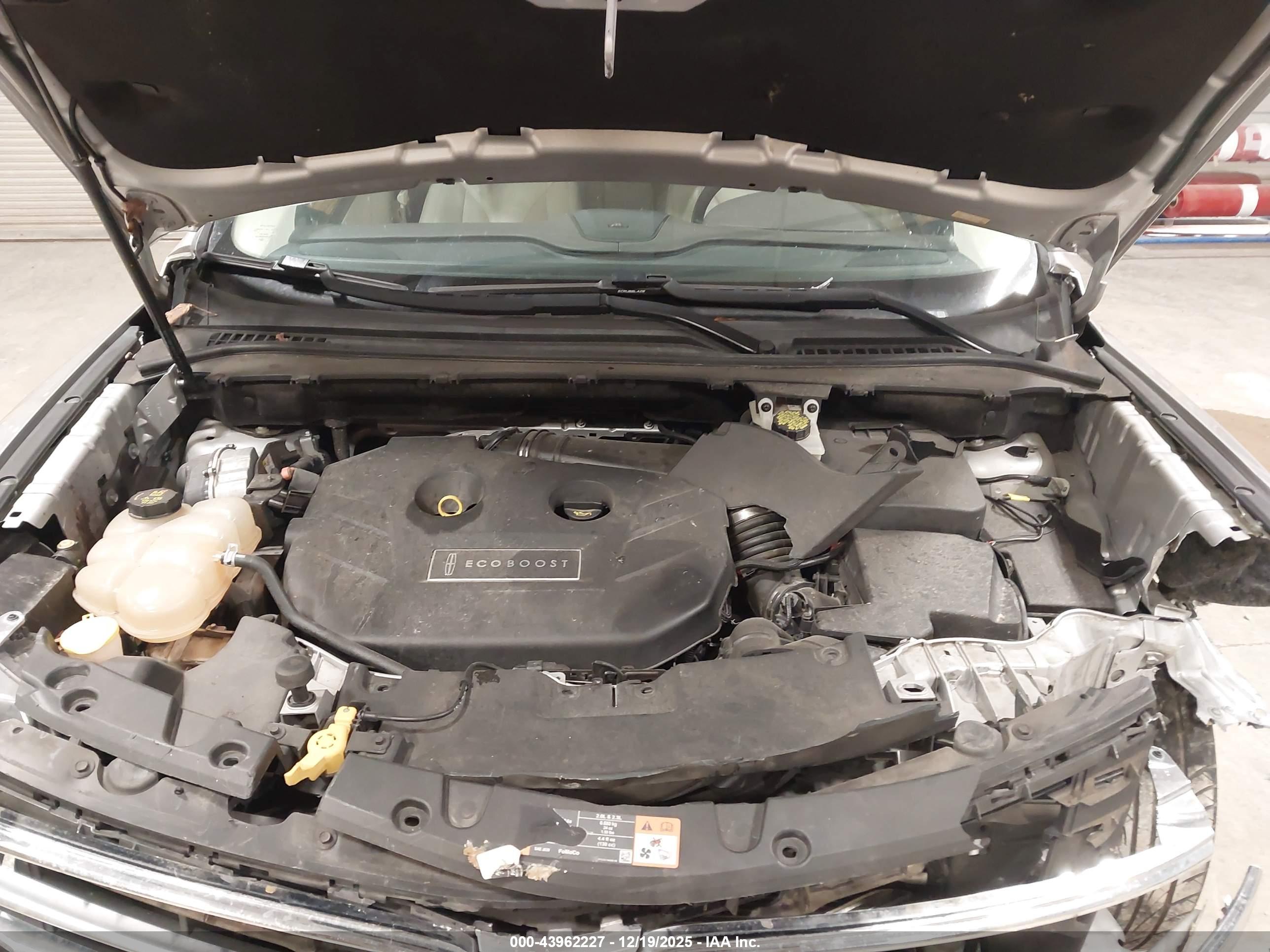 LINCOLN MKC image 10