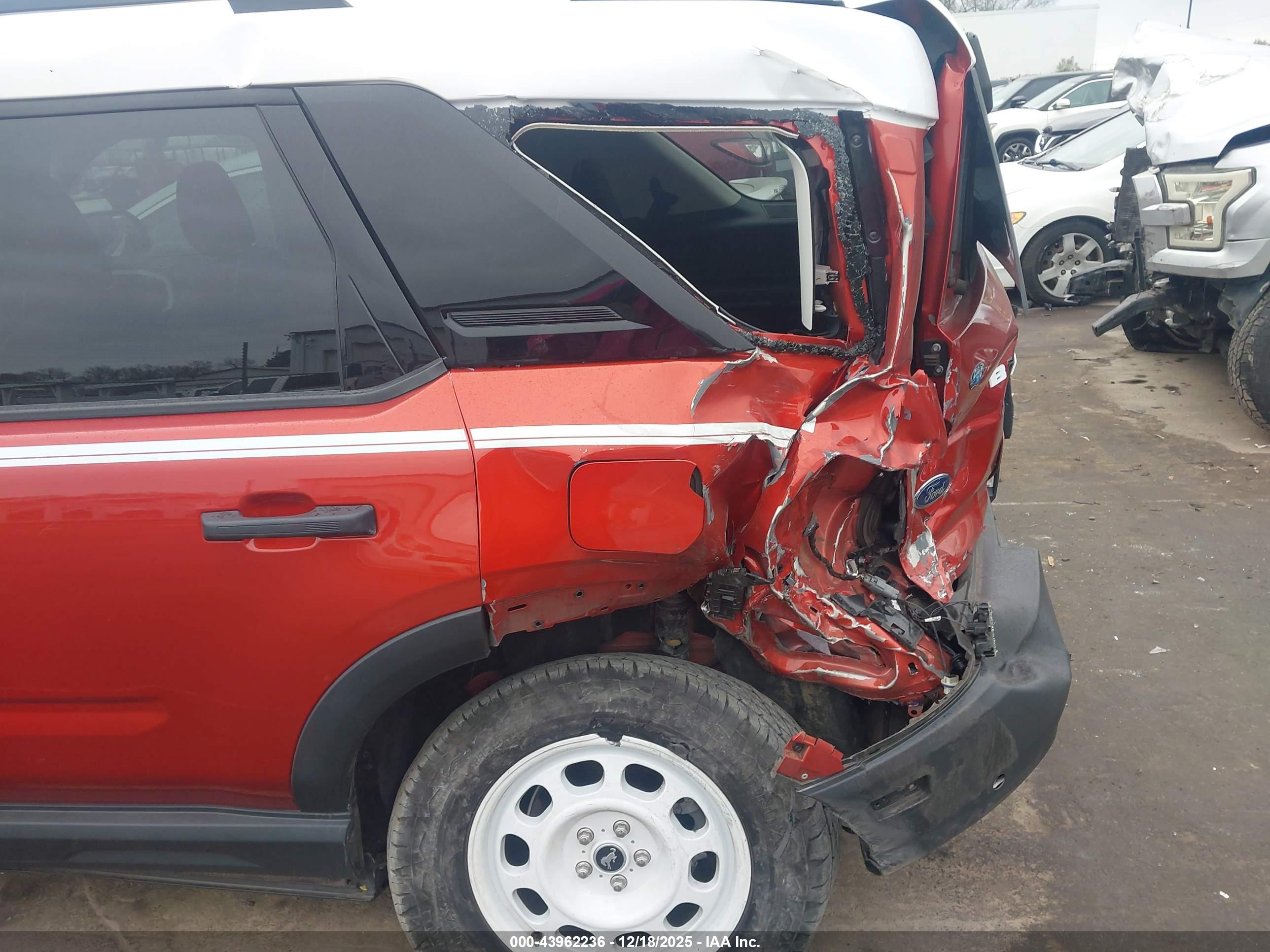 FORD BRONCO image 6