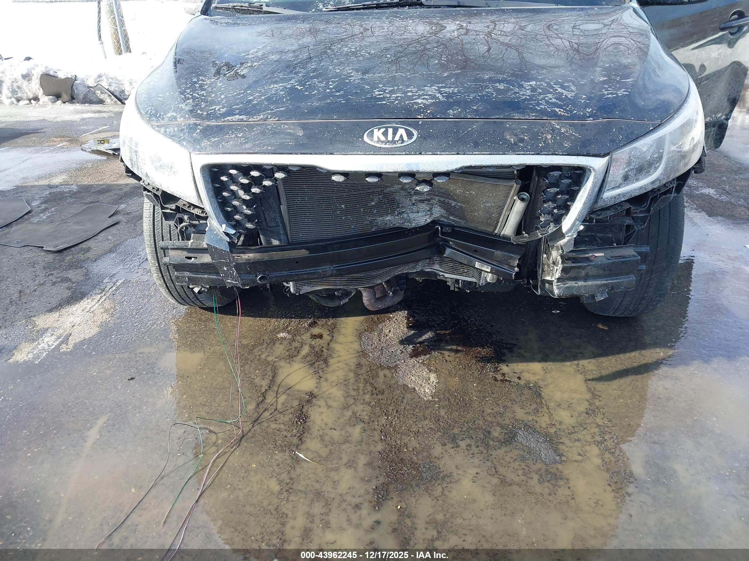 KIA SEDONA image 6